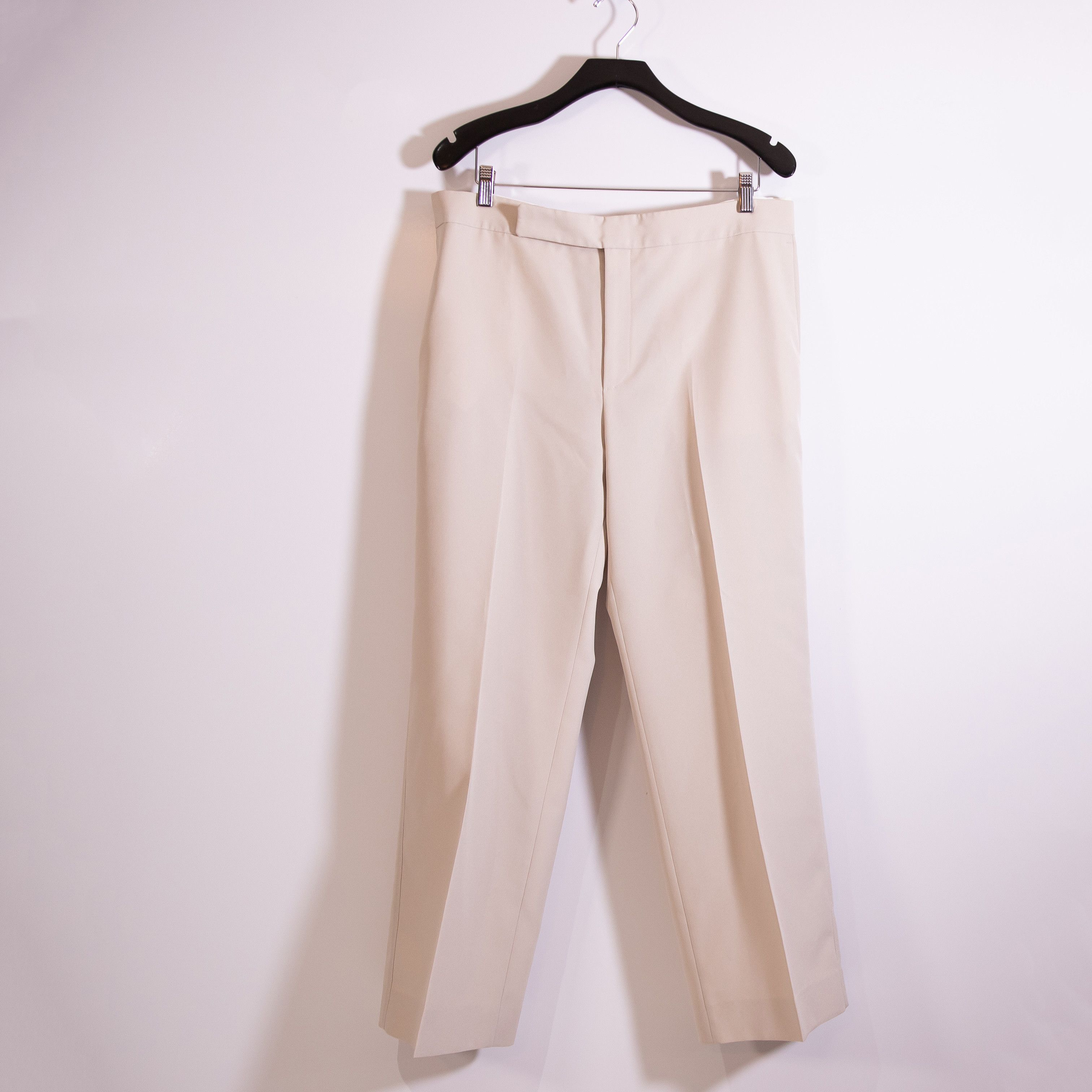 Celine Celine Women's Mid Rise Straight Leg Front Size 32" / US 10 / IT 46 - 1 Thumbnail