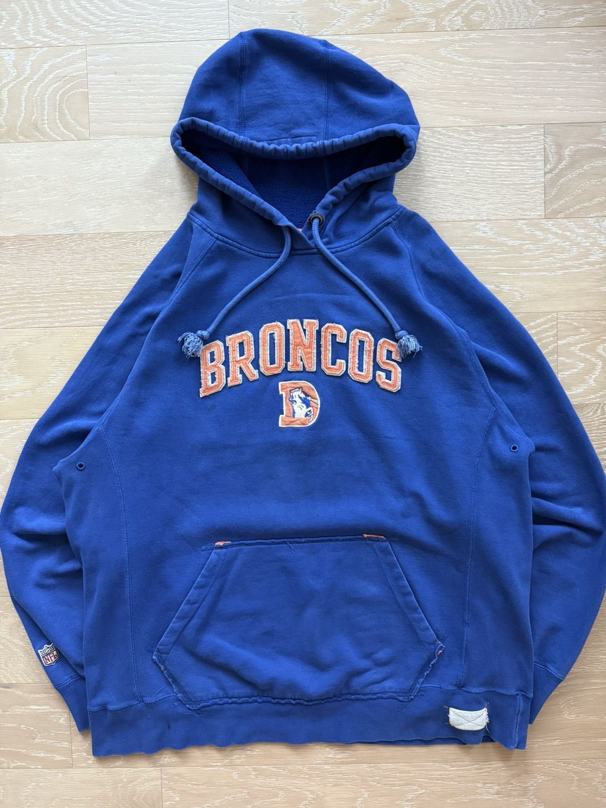 NFL Vintage Denver Broncos Hoodie Size US XL / EU 56 / 4 - 1 Thumbnail
