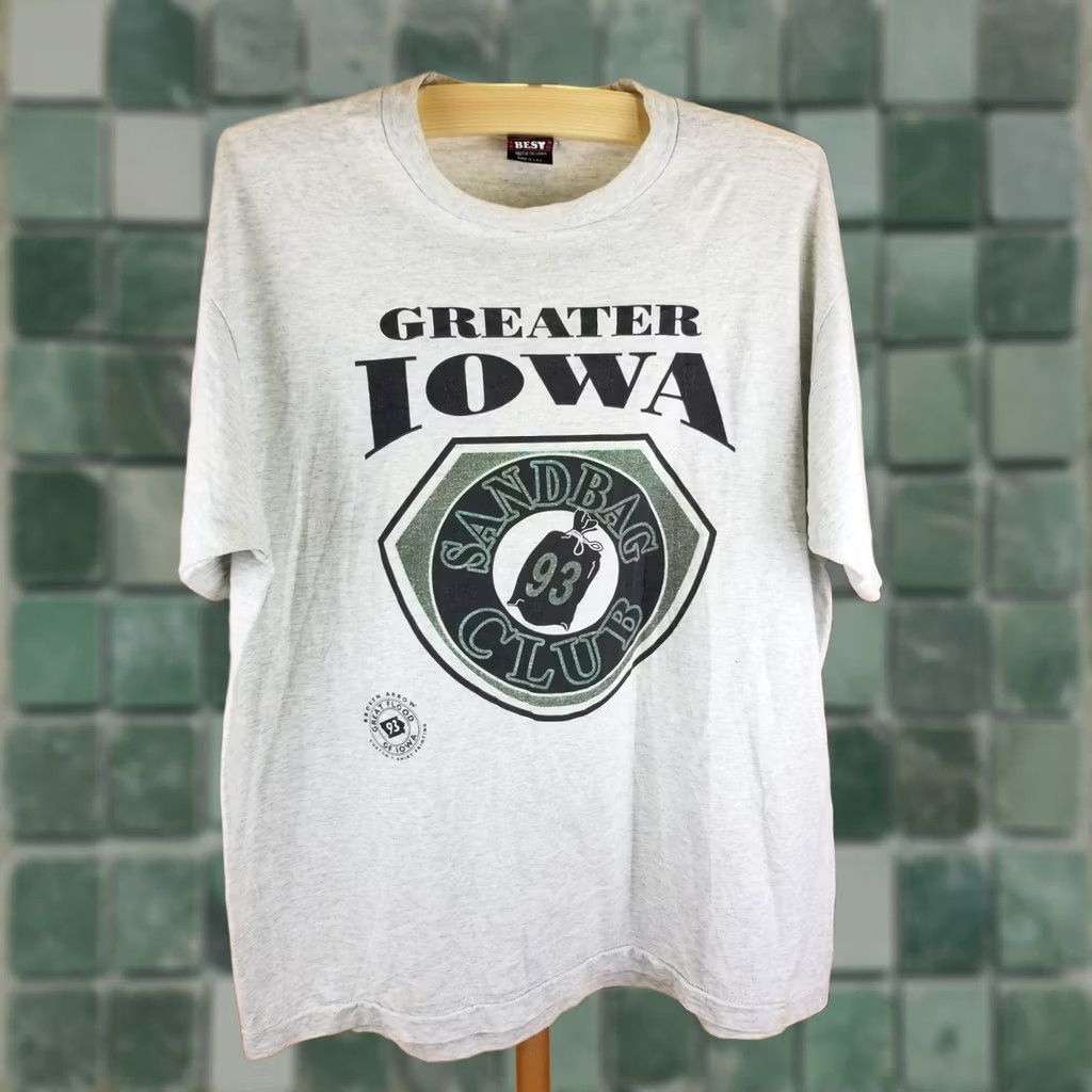 Fruit Of The Loom VINTAGE 93' GREATER IOWA SANDBAG CLUB T-SHIRT GRAY SZ XLARGE Size US XL / EU 56 / 4 - 1 Thumbnail