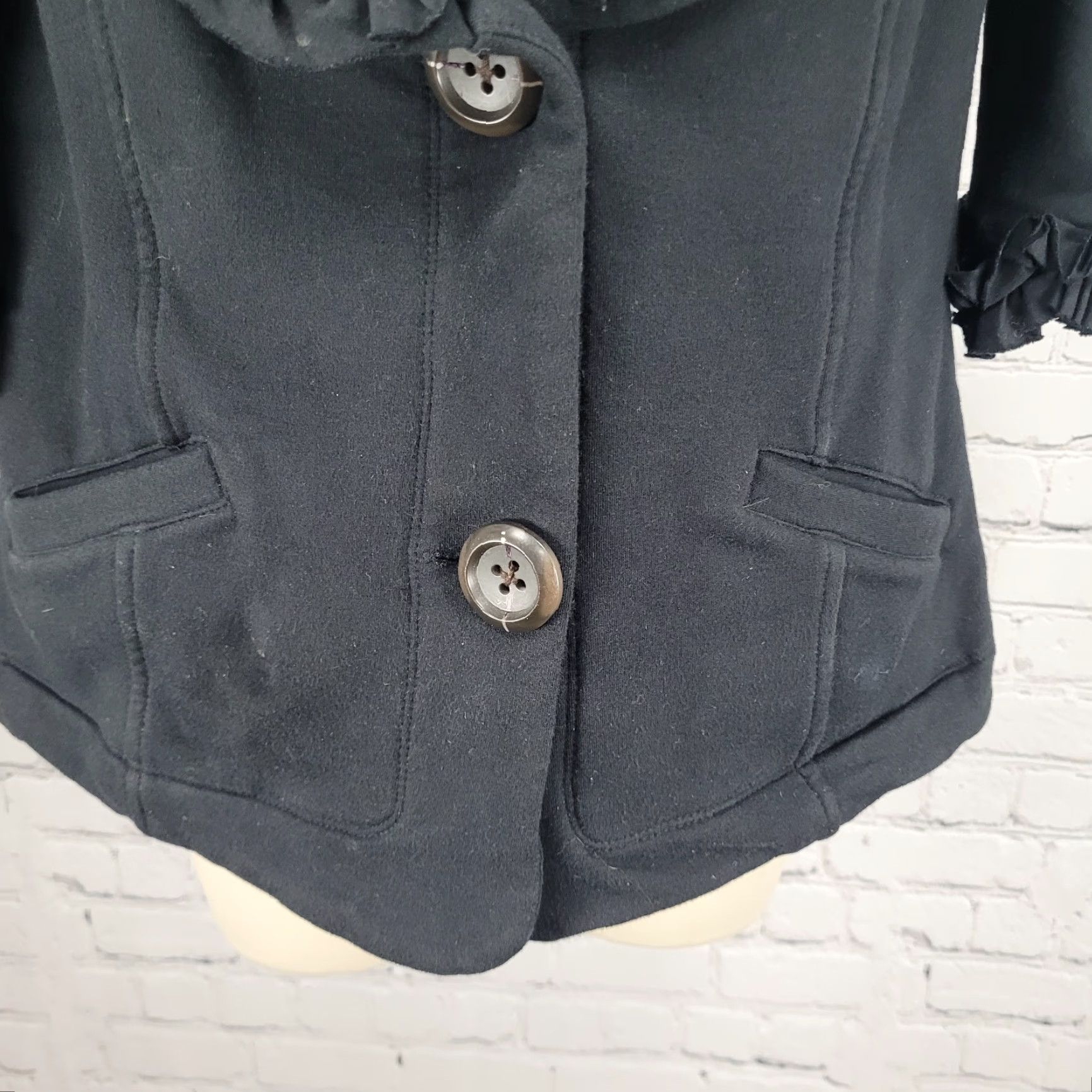Nordstrom Nick & Mo Nordstrom Black Buttoned Ruffle 3/4 Sleeve Stretch Jacket Large L Size L / US 10 / IT 46 - 6 Thumbnail