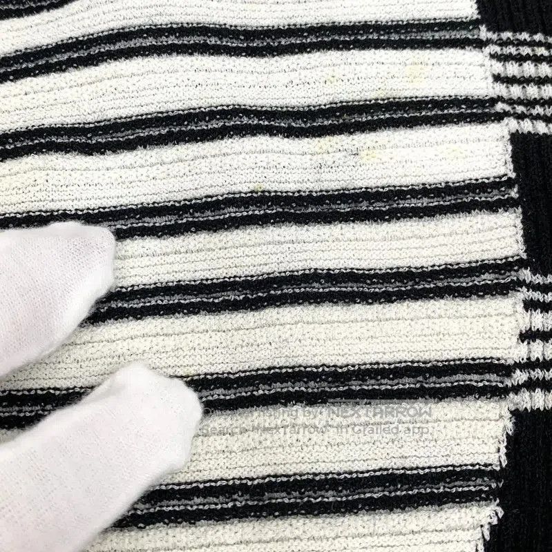 Chanel Chanel Striped Nylon T-Shirt with Bow . Size XXS / US 00 / IT 34 - 9 Thumbnail