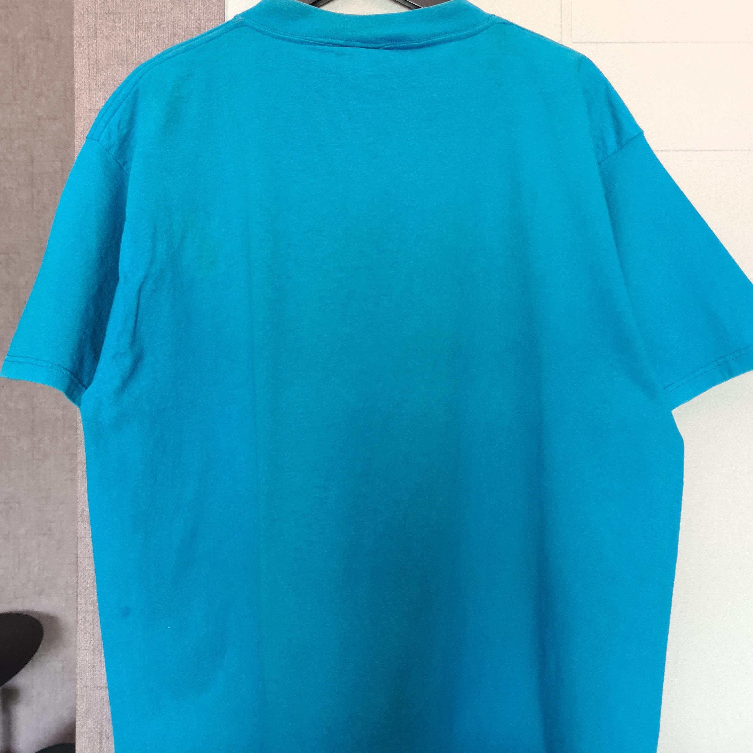 Band Tees Weezer Blue Album 90s and Red Album Vintage Shirt Size US XL / EU 56 / 4 - 12 Thumbnail