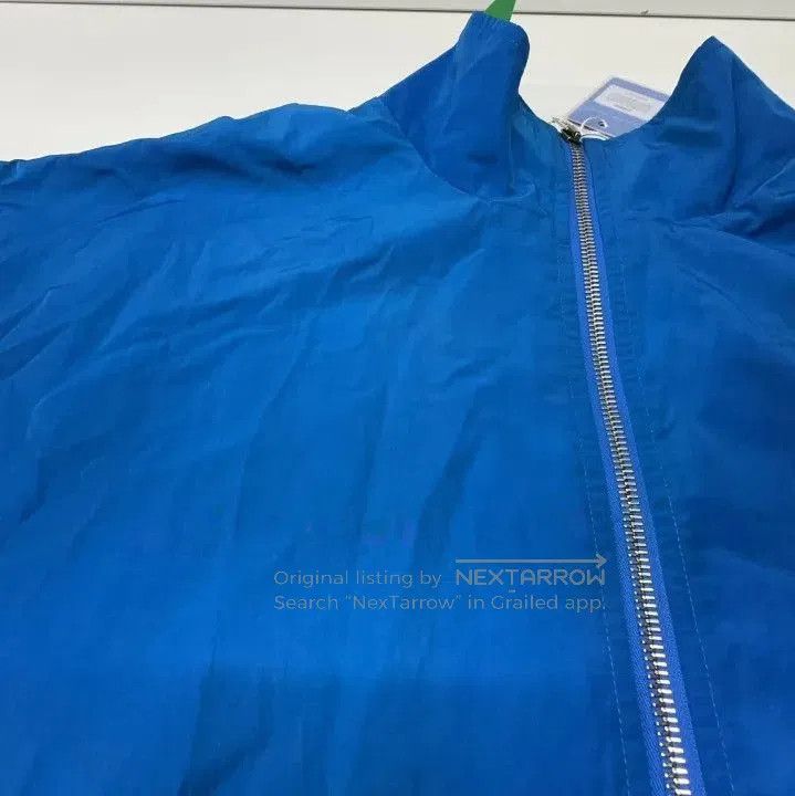 Givenchy Givenchy SS22 Solid Embroidered Logo Jogging Jacket. Size US L / EU 52-54 / 3 - 5 Thumbnail