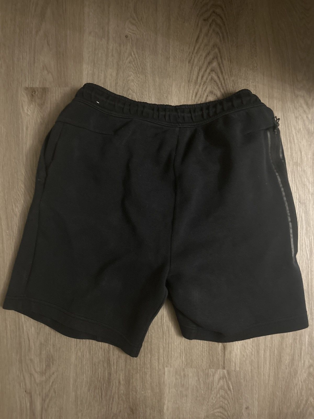 Nike Nike Tech shorts Size US 33 - 1 Thumbnail