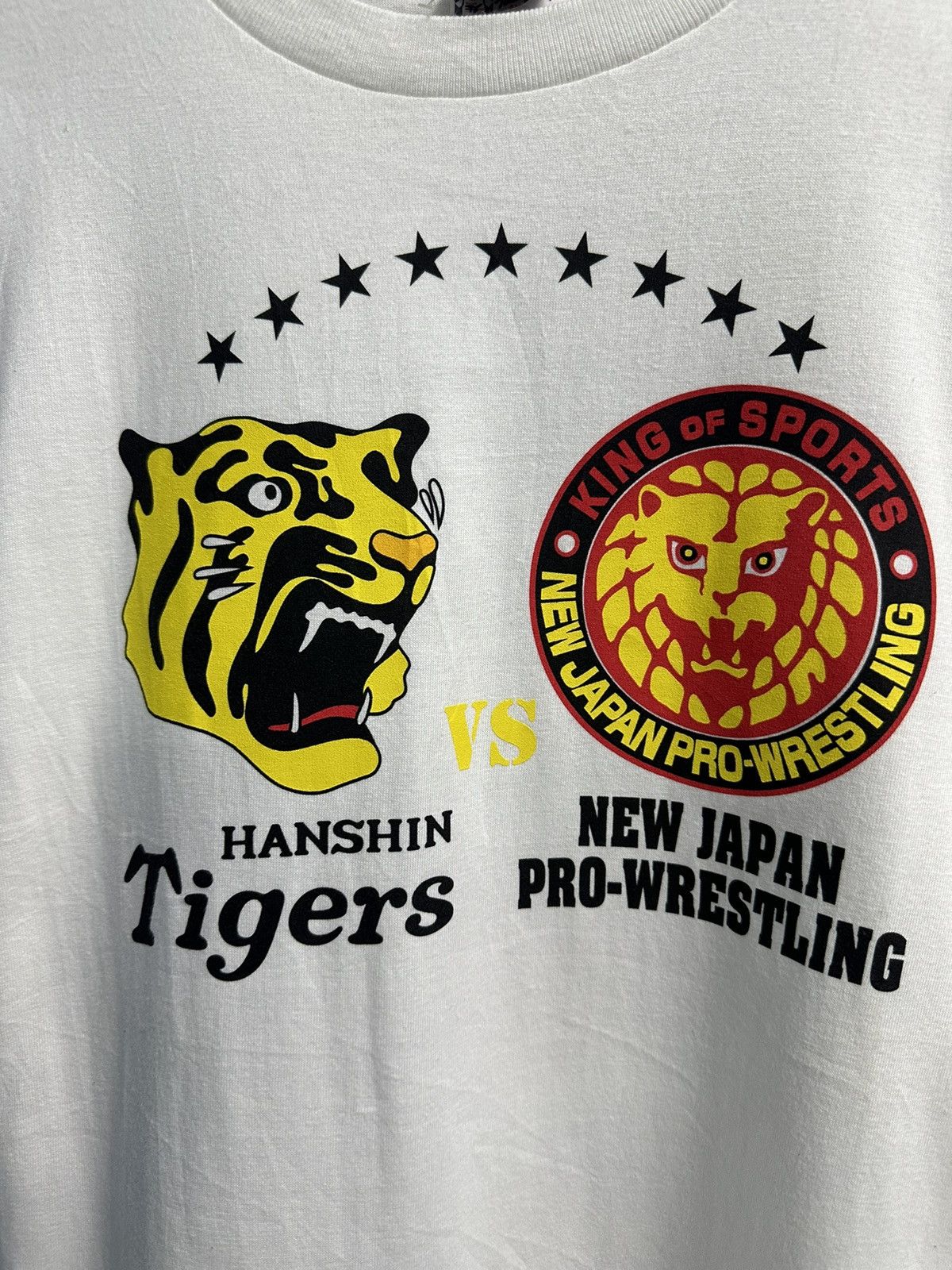 MLB NJPW vs Hanshin Tigers 40th Anniversary Match Tshirt A248 Size US S / EU 44-46 / 1 - 3 Thumbnail