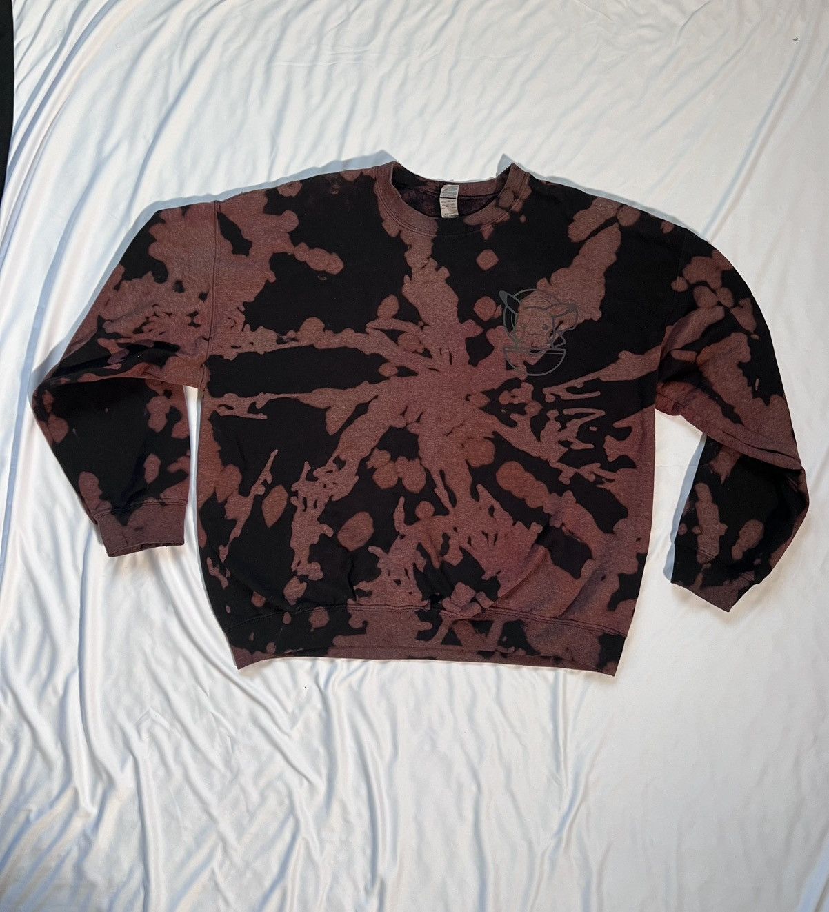 Gildan Custom pokemon - Reflective Pikachu sweatshirt Size US XL / EU 56 / 4 - 7 Thumbnail
