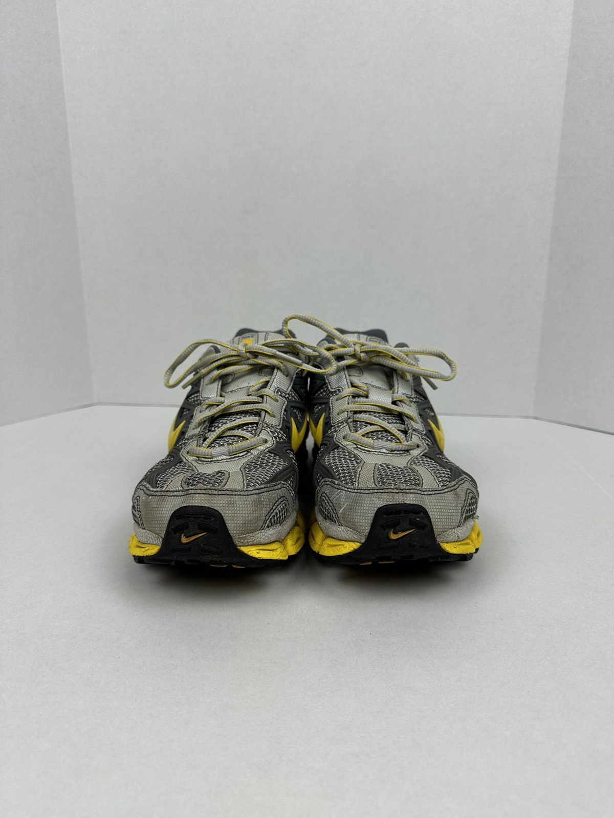 Nike × Vintage Y2K Vintage NIKE SHOX Running Shoes Sneakers 313812-072 Size US 11 / IT 41 - 4 Thumbnail