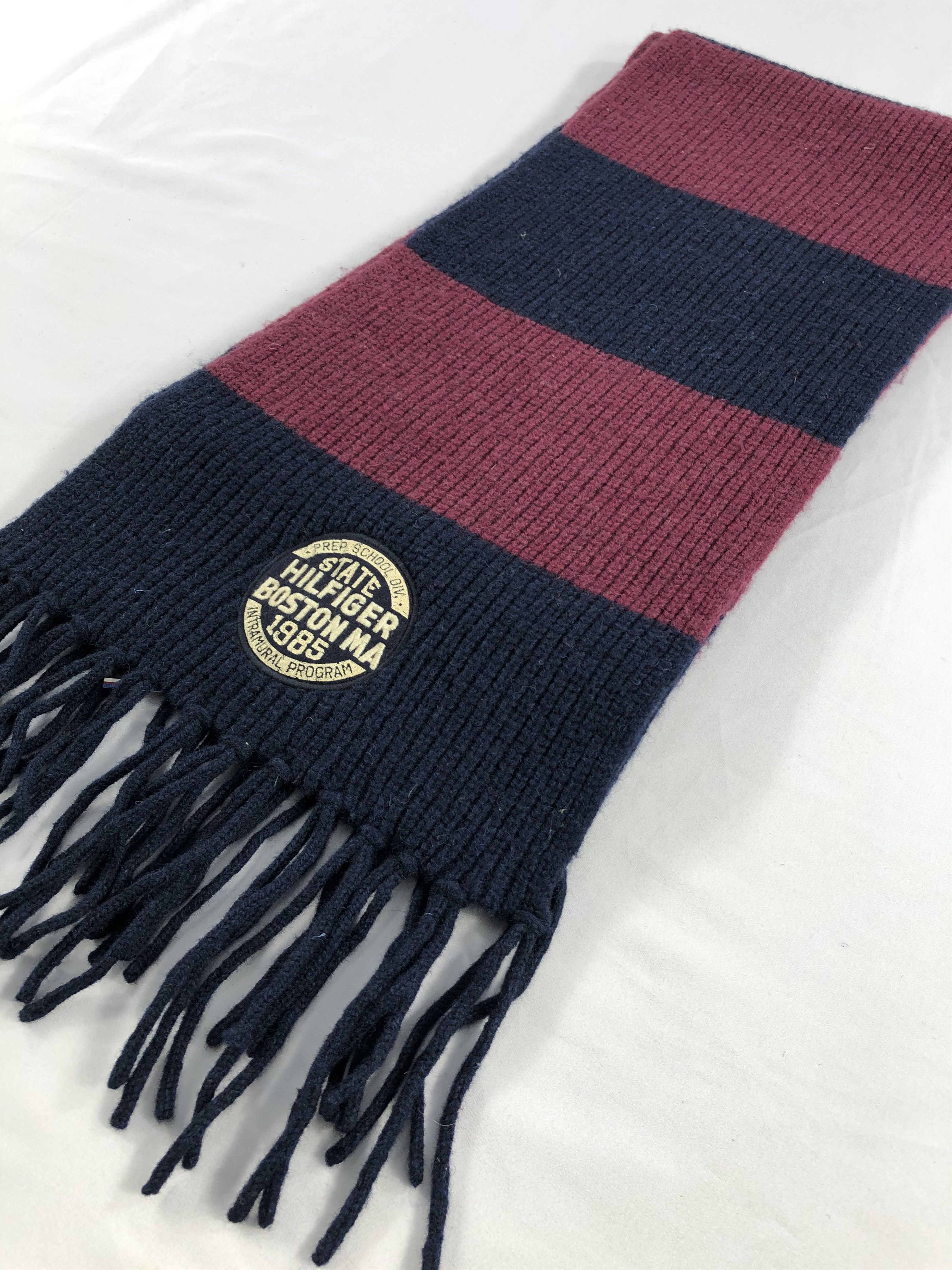 Tommy Hilfiger Vintage Tommy Hilfiger Scarf/Muffler/Neckwear MF1833 Size ONE SIZE - 3 Thumbnail