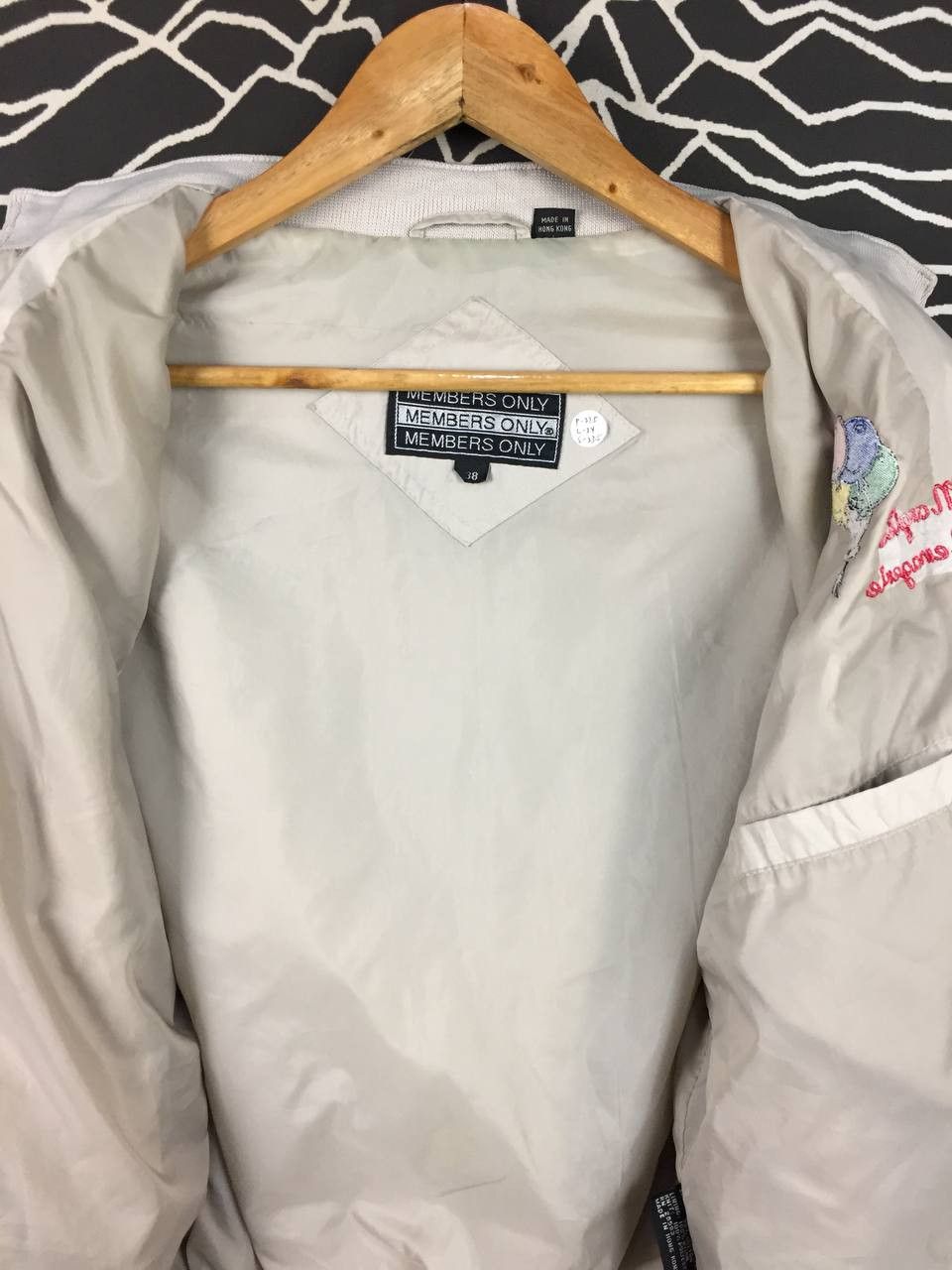 Members Only Vtg Members Only Margie's Menagerie Logo Racer Bomber Jacket Size US M / EU 48-50 / 2 - 4 Thumbnail