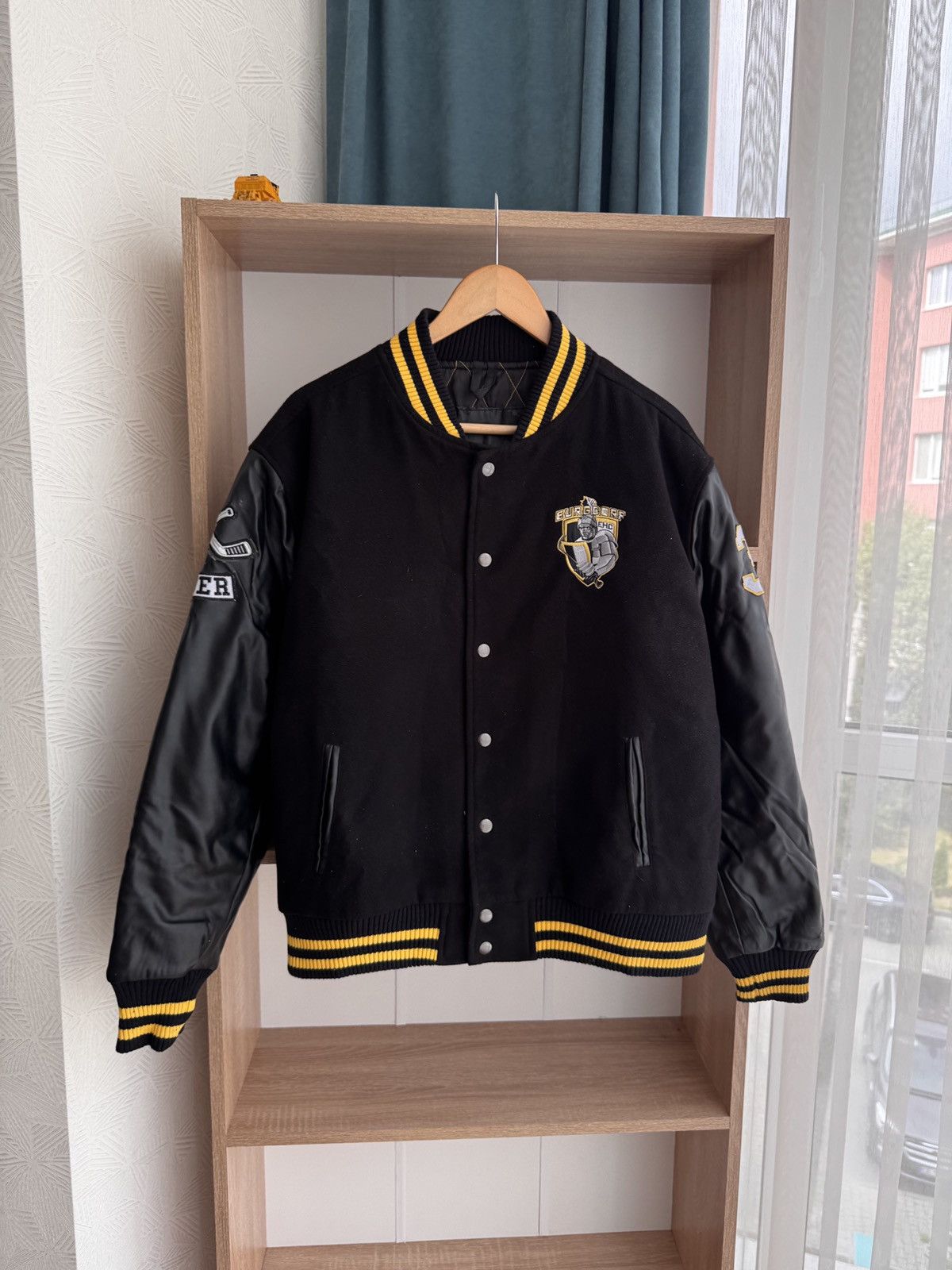 NHL × Vintage Vintage Burgdorf EHC Black University Varsity Bomber Jacket Size US M / EU 48-50 / 2 - 1 Thumbnail