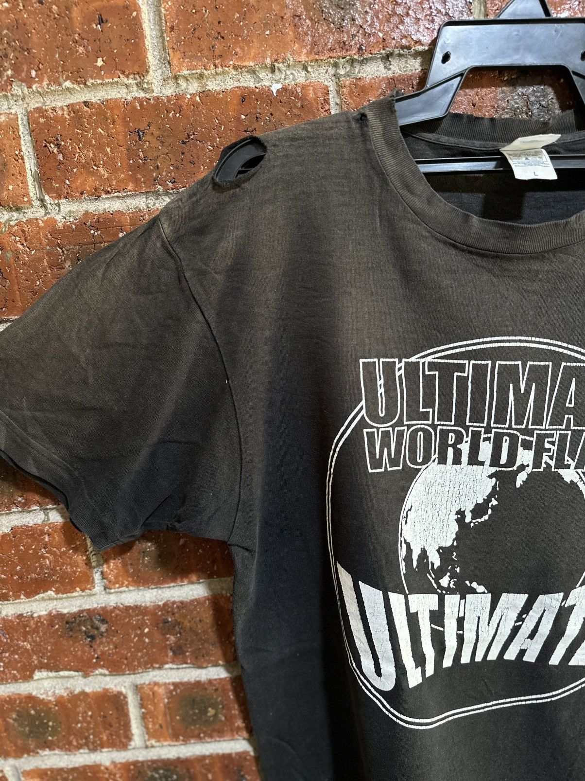 Japanese Brand Thrashed Vintage Ultimate World Flair Distress Tee Size US L / EU 52-54 / 3 - 6 Thumbnail