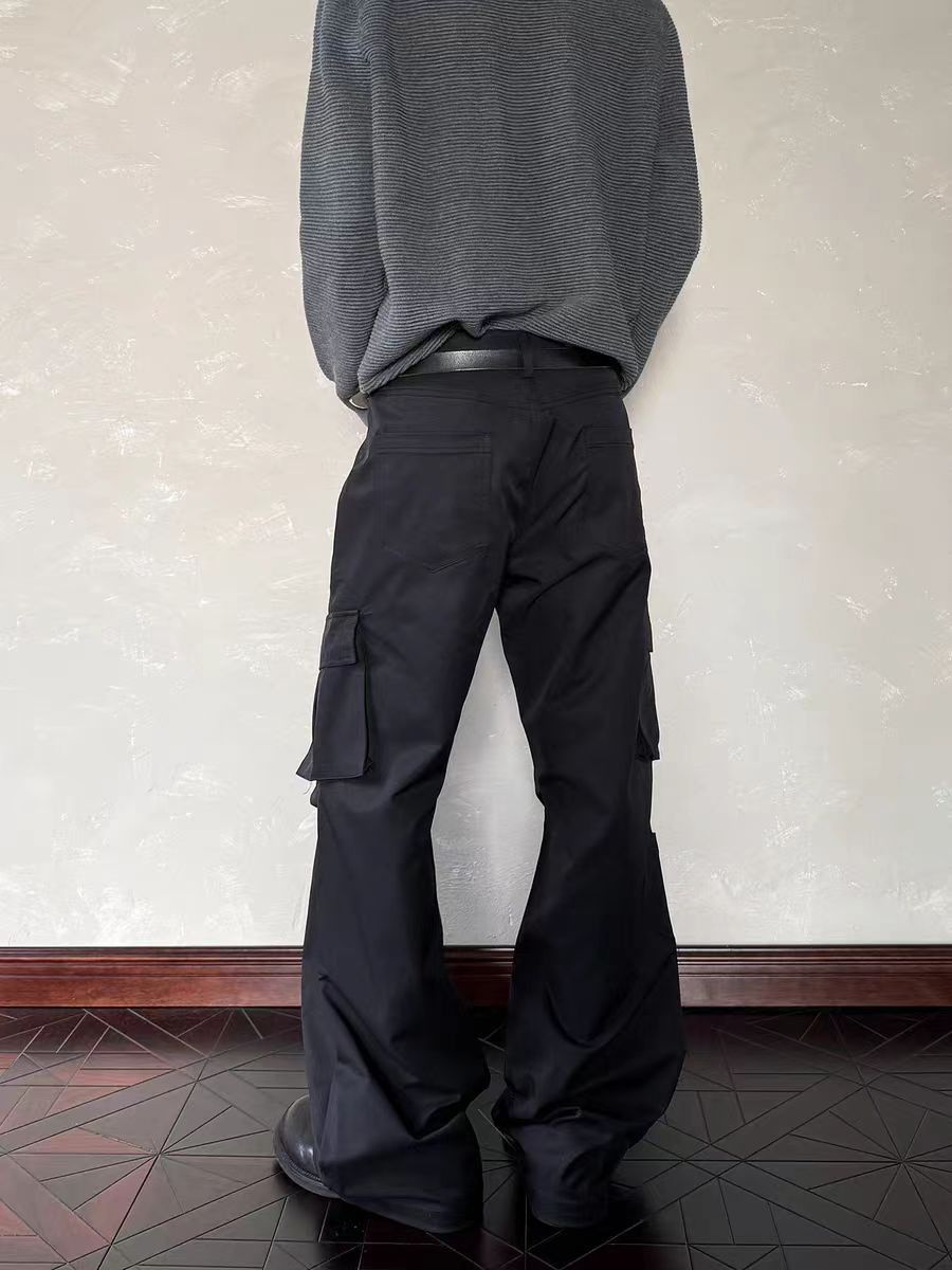 Jean Black loose-fit cargo pants with pockets Size US 30 / EU 46 - 2 Thumbnail