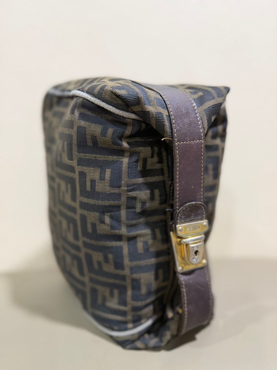 Fendi Authentic Fendi Zucca Monogram Vanity Toiletries Bag Size ONE SIZE - 8 Thumbnail