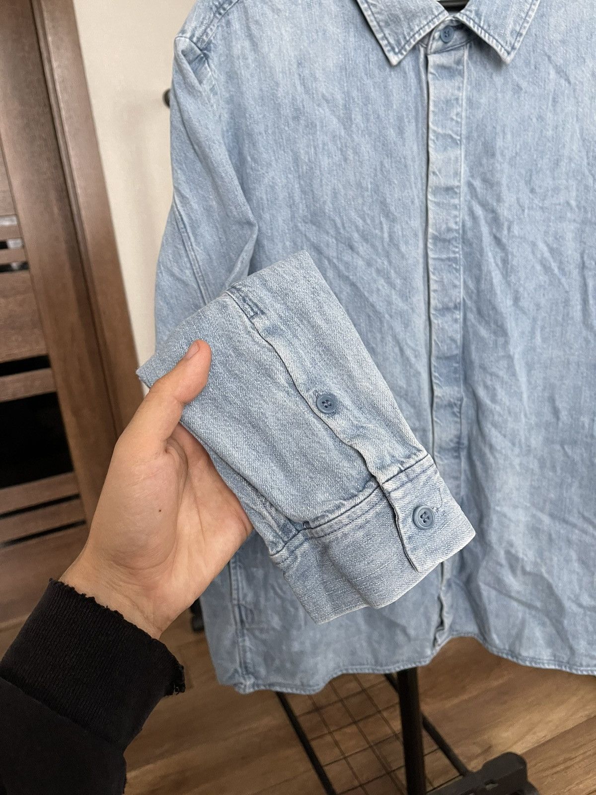 Cos Cos Shirt Button Up Long Sleeve Heavyweight Size US XL / EU 56 / 4 - 8 Thumbnail