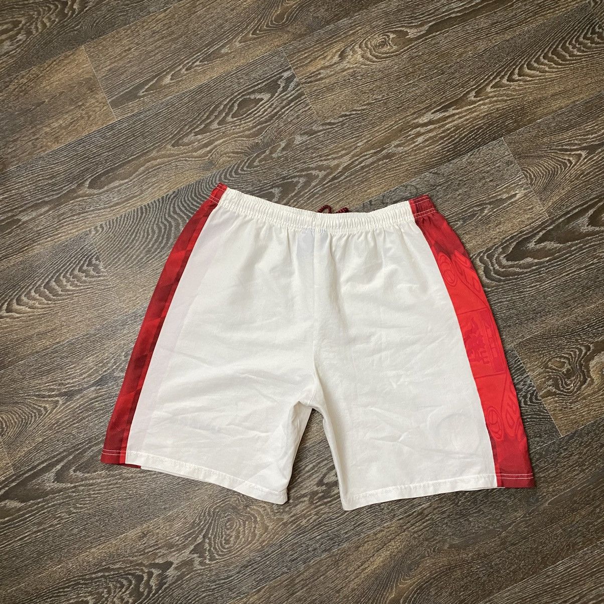 Umbro 90s Manchester United Umbro Classic Shorts 34 SHARP Size US 34 / EU 50 - 2 Thumbnail