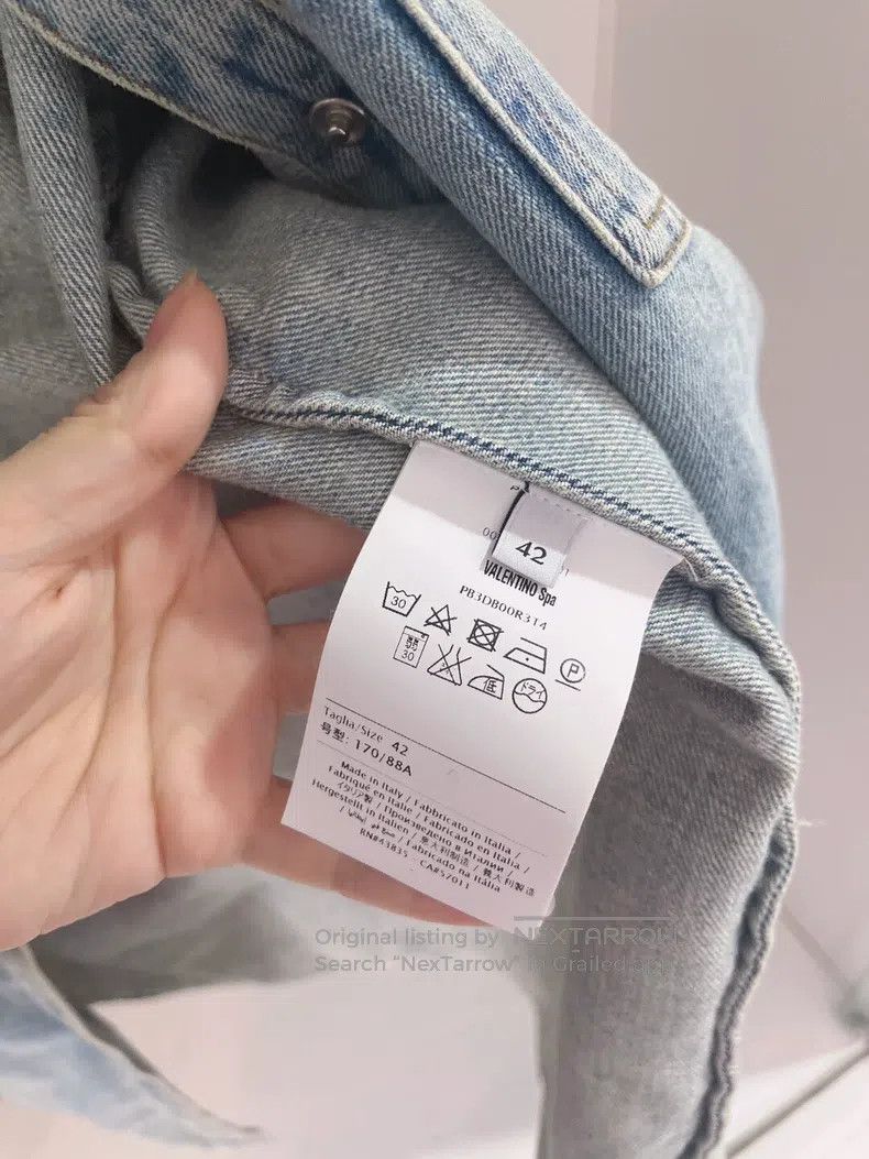 Valentino Valentino Denim shirt jacket and cape feel like two wears Size S / US 4 / IT 40 - 9 Thumbnail