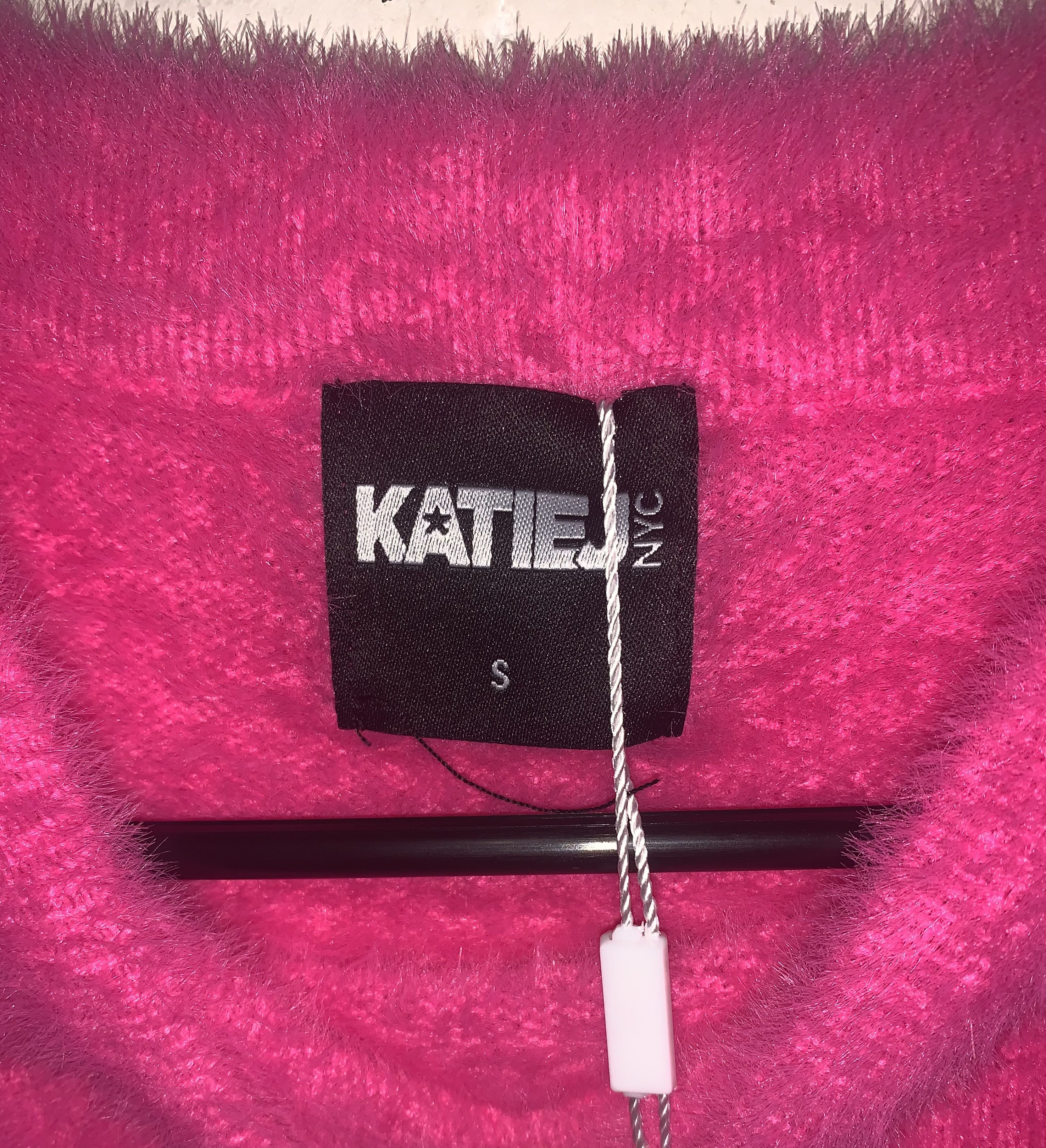 Other KATIEJ Furry Long Sleeve Crop Top ⊛ PINK ⊛ New Size S / US 4 / IT 40 - 3 Thumbnail