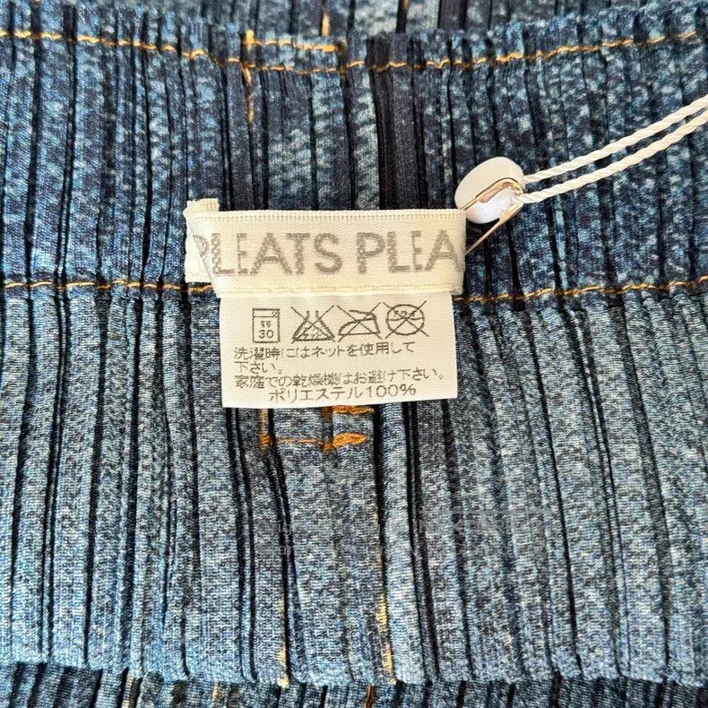 Issey Miyake Issey Miyake size:3 Denim Hollow Skirt Size 22" - 3 Thumbnail