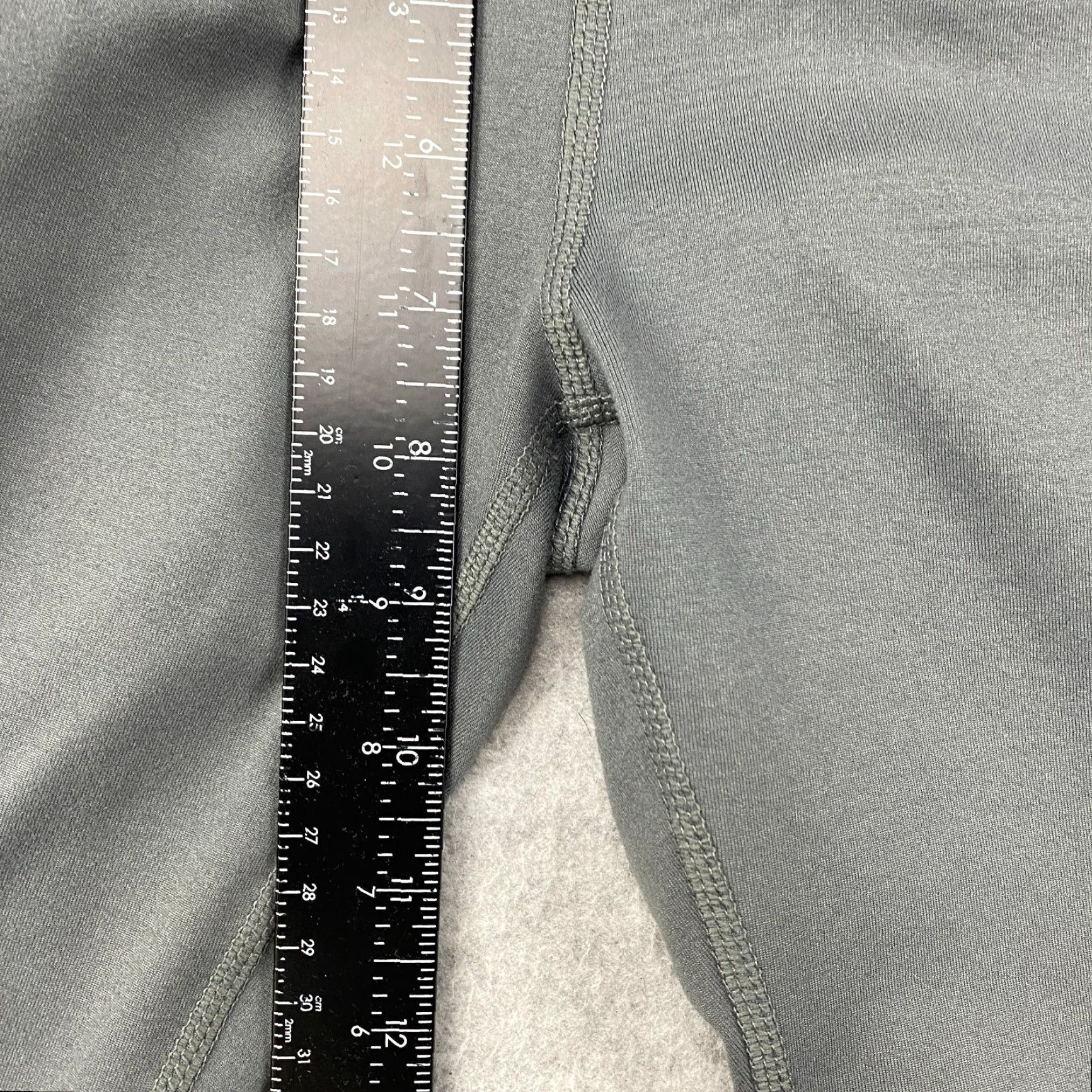 Vintage Hylete Leggings Womens Medium M Gray 25" Pull On Stretch Zip Pockets Active Yoga Size 42" / US 20 - 5 Thumbnail