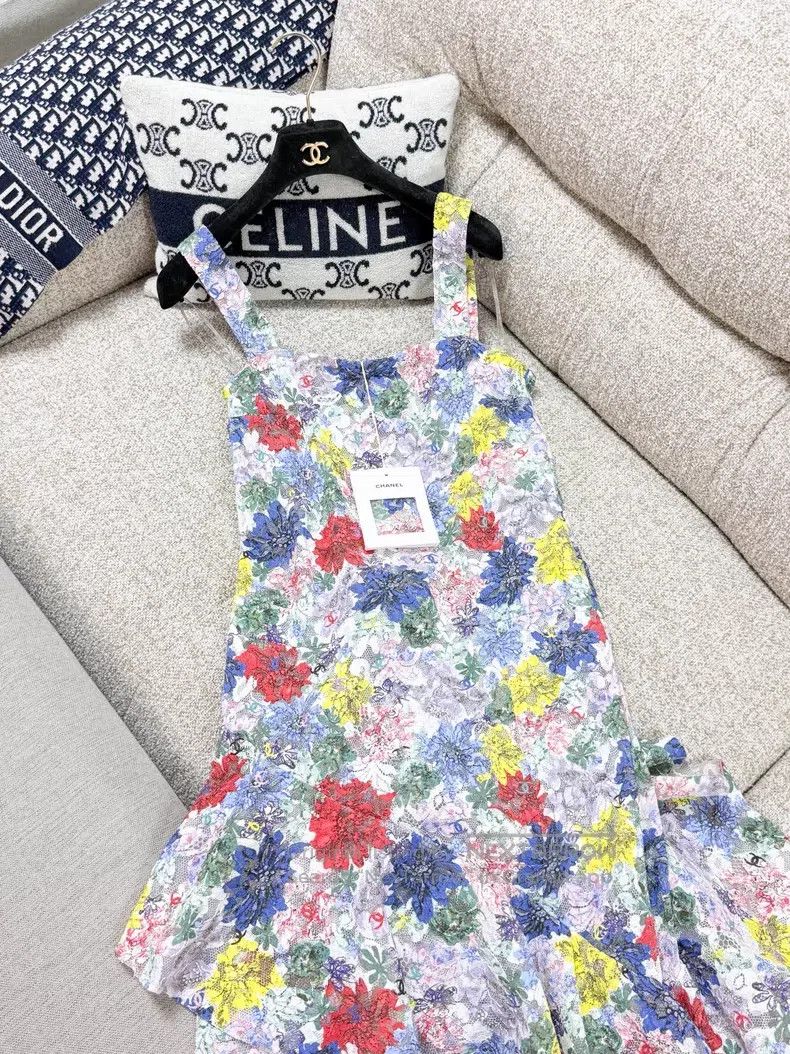 Chanel Chanel Colorful oil painting graffiti hollow flower dress Size XS / US 0-2 / IT 36-38 - 3 Thumbnail