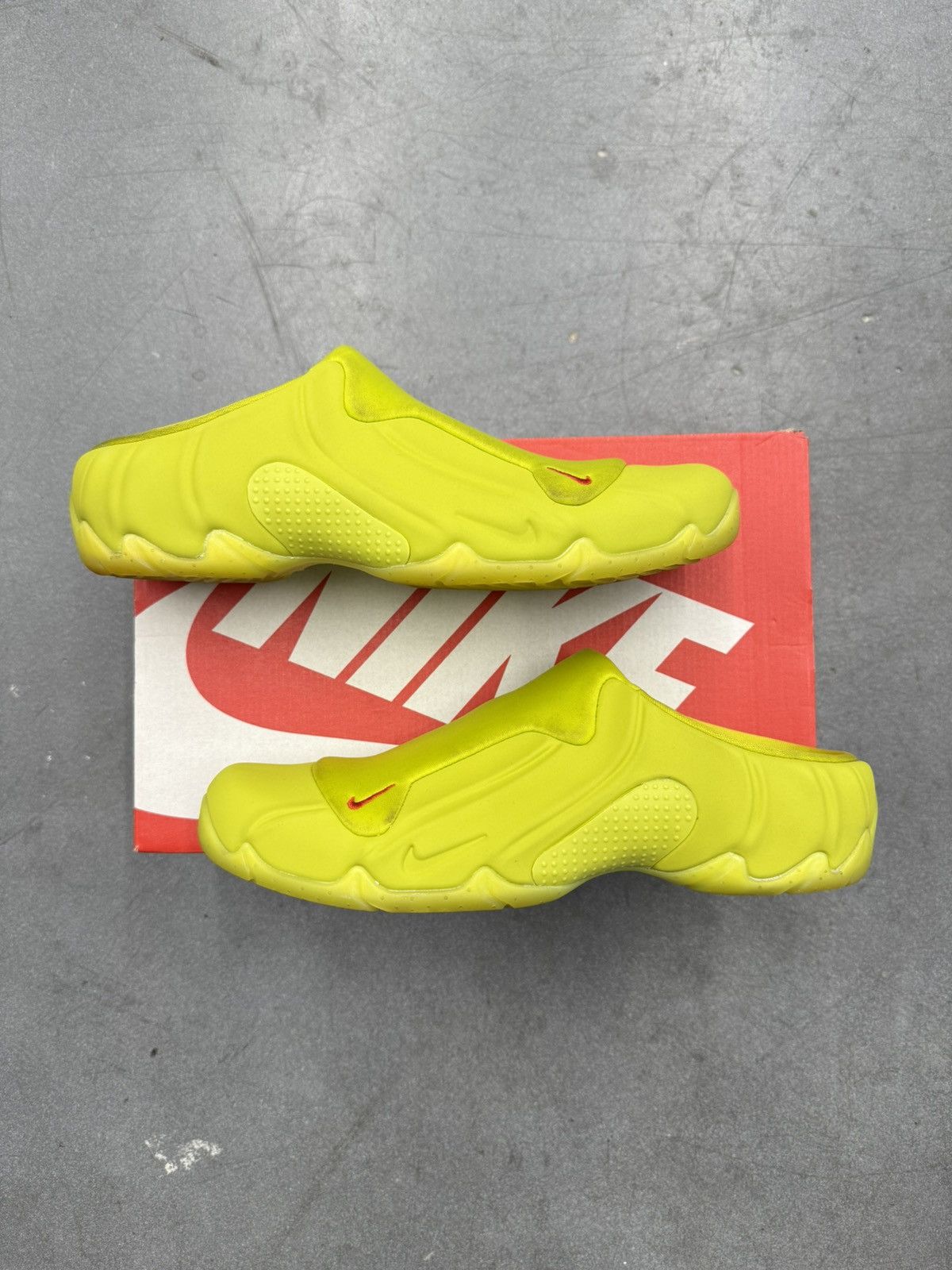 Nike 2024 Nike Clogposite Bright Cactus Size US 10 / EU 43 - 1 Thumbnail