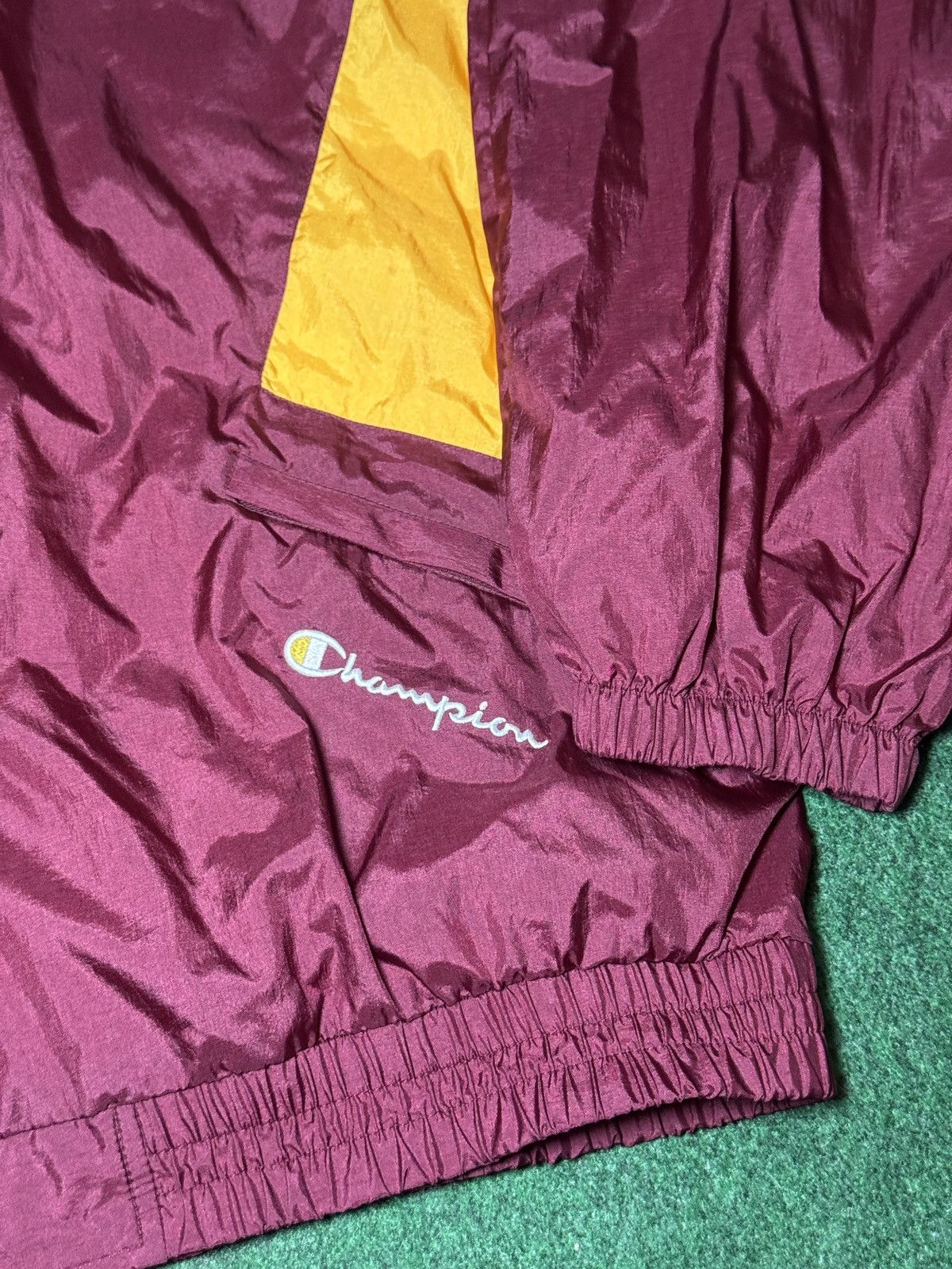 Champion Vtg 90s Champion Maroon Gold Colorblock Windbreaker Jacket Size US XXL / EU 58 / 5 - 3 Thumbnail