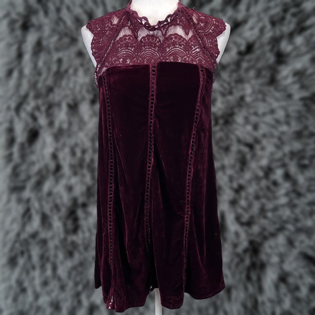 Lulus Lulu’s Who’s Who Maroon Velvet Dress Sz Small Holiday Short Grunge Goth Lace Velvet Dress Short Maroon Bohemian Goth Grunge Lace Lounge? Size 28" / US 6 / IT 42 - 1 Thumbnail
