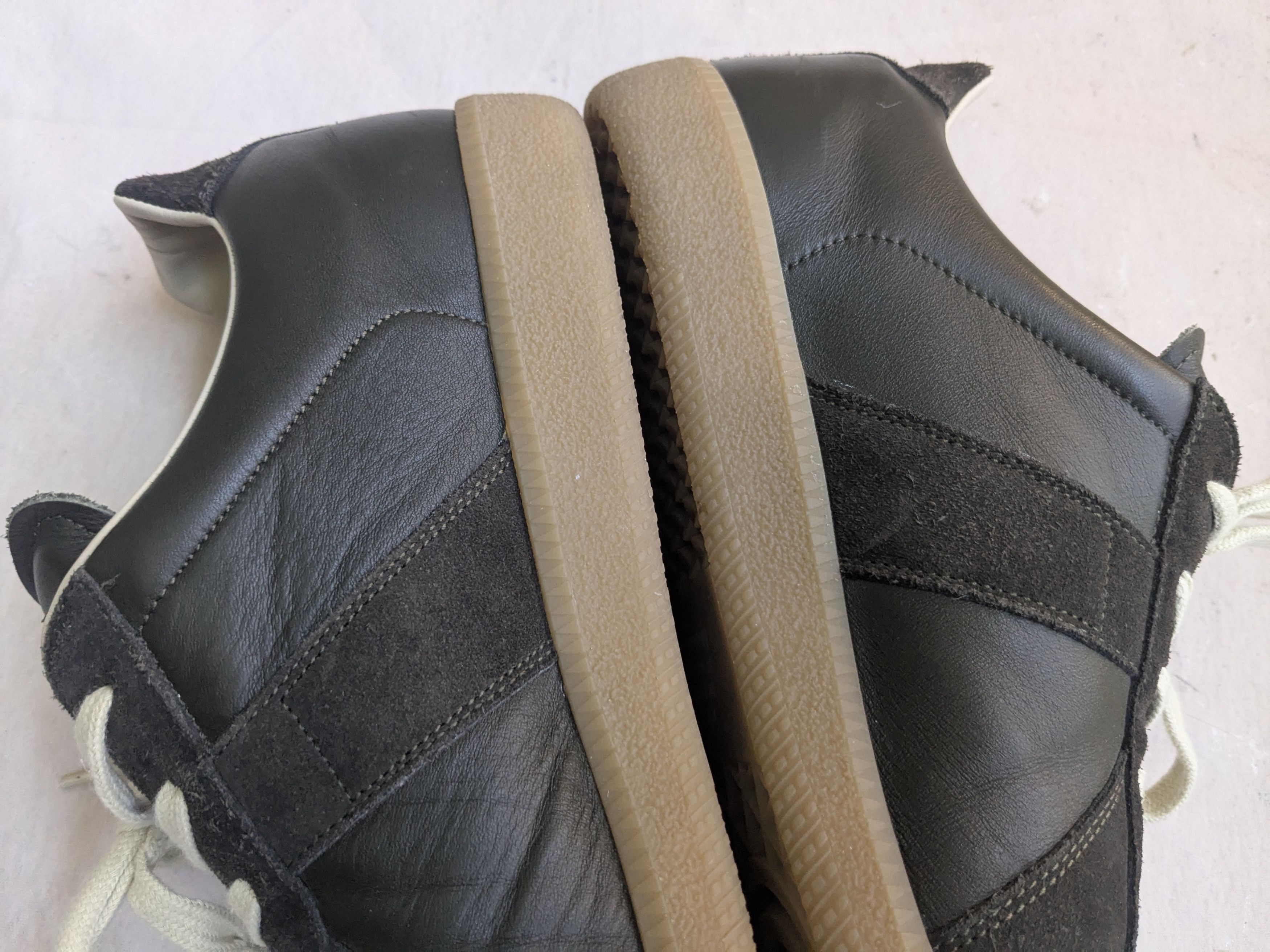 Maison Margiela Maison Margiela GAT Replica Olive Green 10.5 43.5 Gum Size US 10.5 / EU 43-44 - 10 Thumbnail