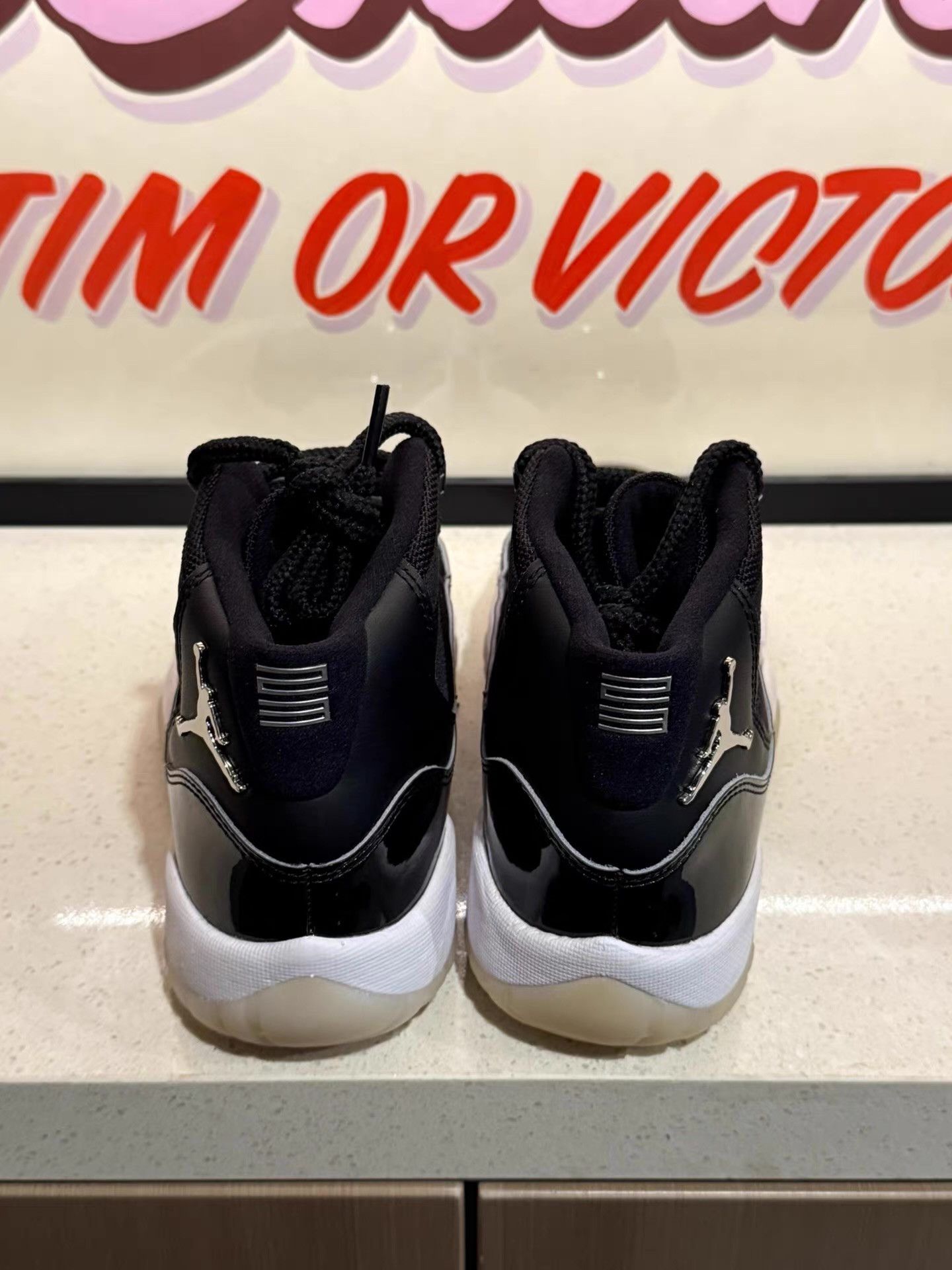 Nike Jordan Air Jordan 11 Retro "Jubilee" Ｑ20 Size US 5 / EU 37 - 4 Thumbnail