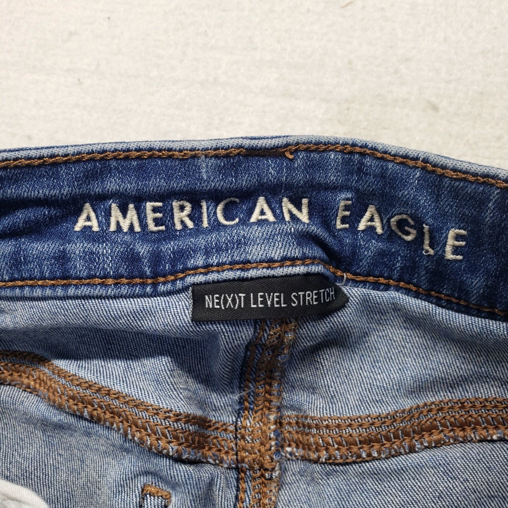 American Eagle Outfitters American Eagle Next Level Jegging Mid Rise Stretch Distressed 4 Adult Women's Size 27" / US 4 / IT 40 - 3 Thumbnail