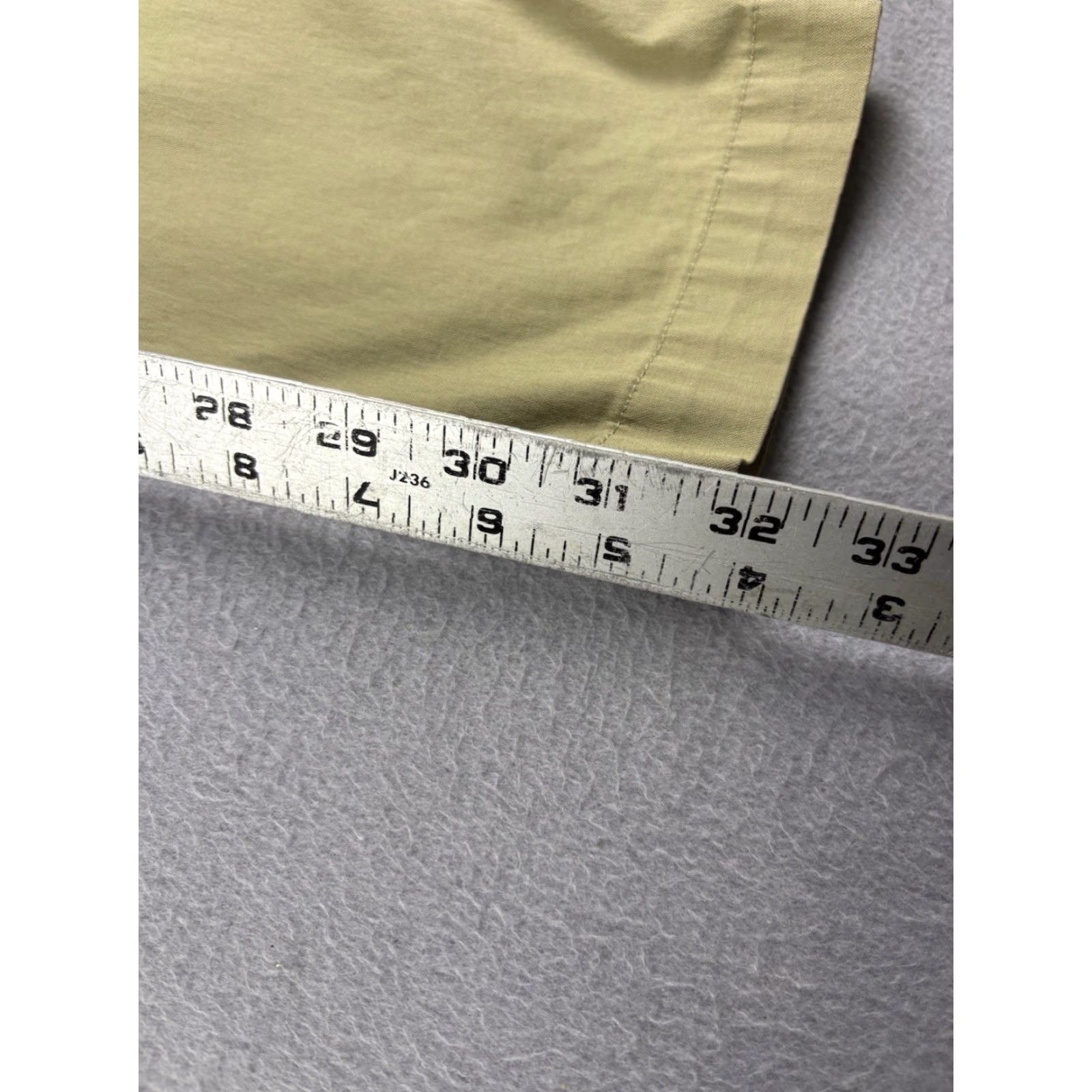 Lululemon Lululemon Pants Mens Slim Fit Chino Brown 28x32 Regular Polyester Blend Flat Front Zipper Button Slim Inseam 32 Size US 28 / EU 44 - 6 Thumbnail