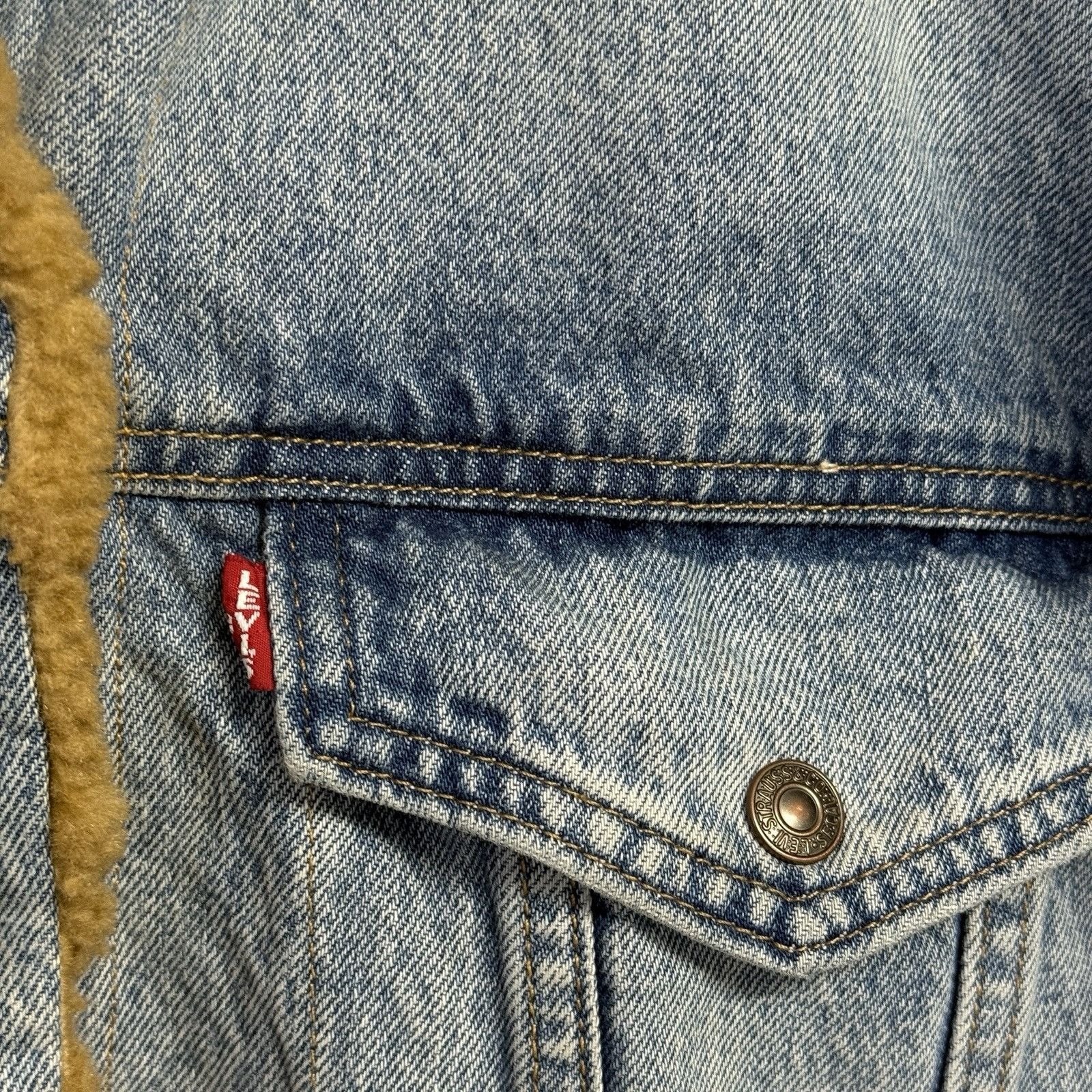 Levi's Levis Vegan Faux Fur Lined Denim Trucker Jacket Size Small Size S / US 4 / IT 40 - 4 Thumbnail