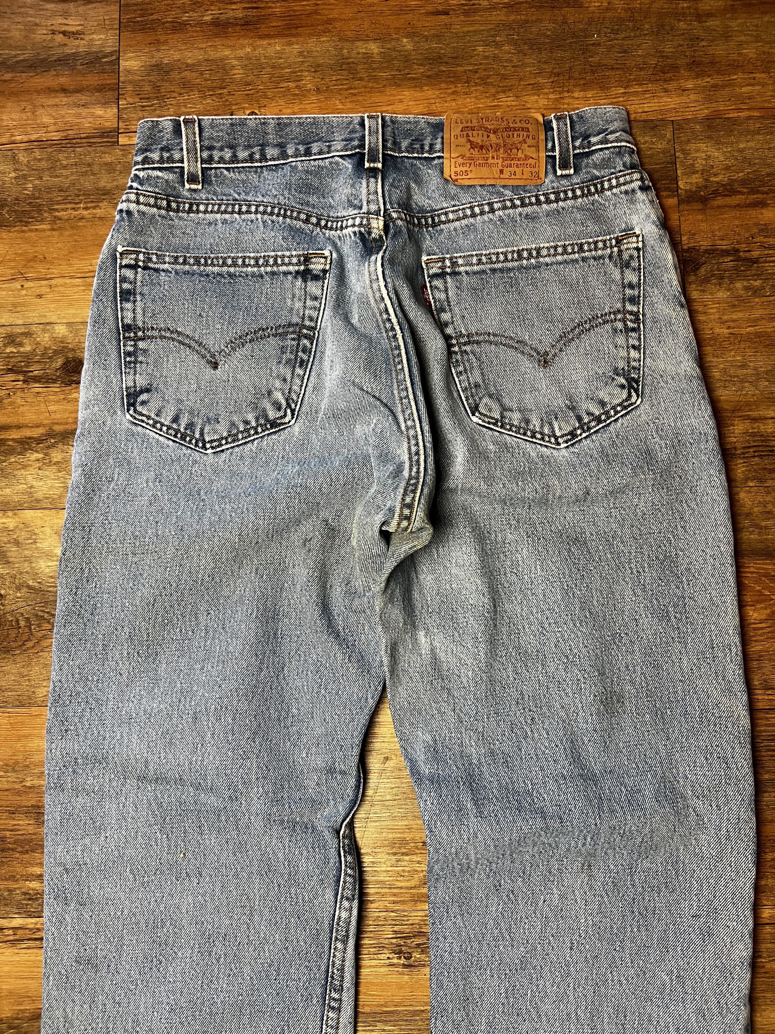 Levi's Vintage Clothing Vintage 505 Levi's Regular Fit Straight Leg Zipper Fly Denim Size US 34 / EU 50 - 10 Thumbnail
