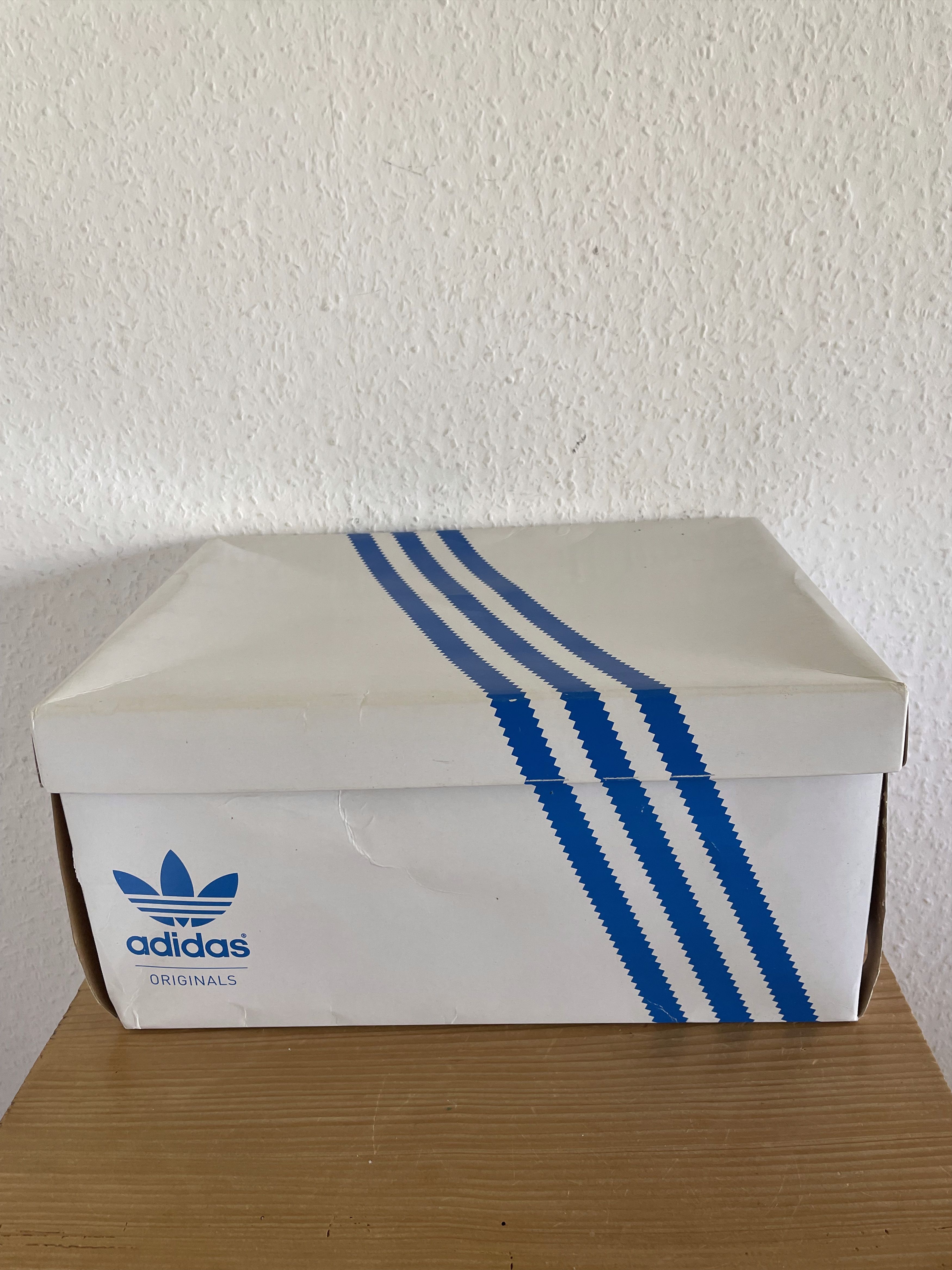 Adidas × Jeremy Scott JS Denim Wings Sneakers Size US 12.5 / EU 45-46 - 21 Thumbnail
