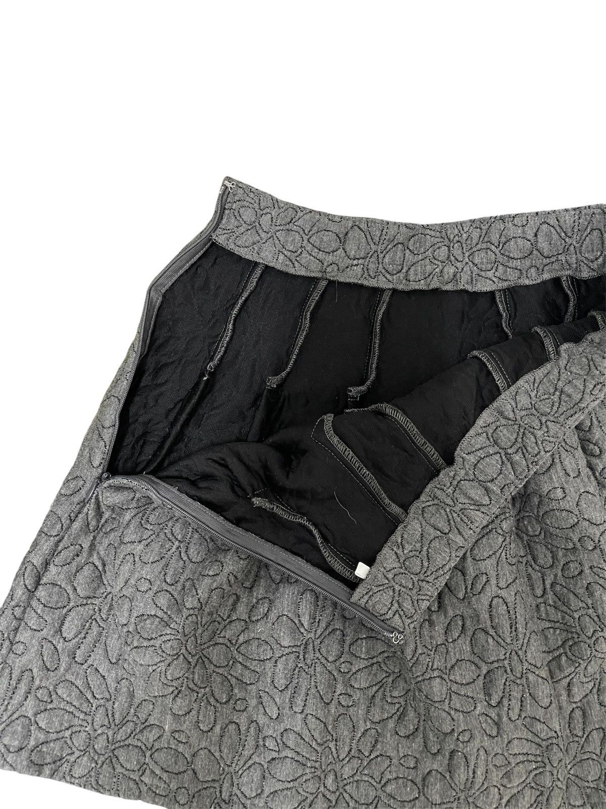 Japanese Brand Nice Claup Embroidered Floral Flared Mini Skirt Size 24" / US 00 / IT 34 - 4 Thumbnail