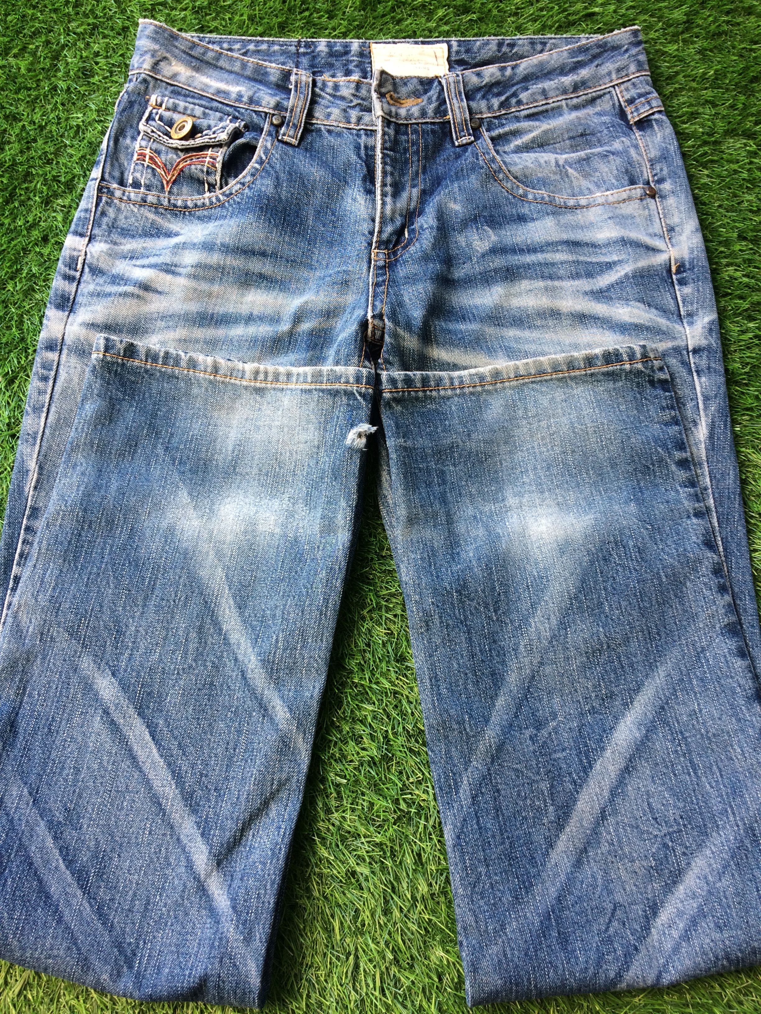 Japanese Brand Distressed Japanese Denim Jeans Pants D-804 Size US 31 - 5 Thumbnail