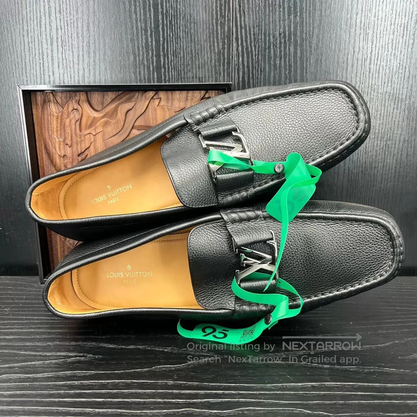 Louis Vuitton Black Leather Slip. Size US 10.5 / EU 43-44 - 6 Thumbnail
