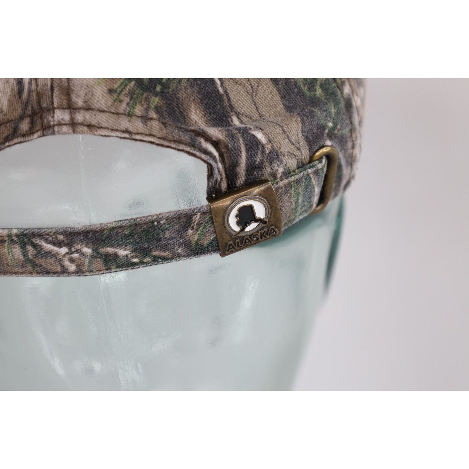 Vintage Vintage 90s Y2K Streetwear Spell Out Camouflage Alaska Hat Size ONE SIZE - 6 Thumbnail