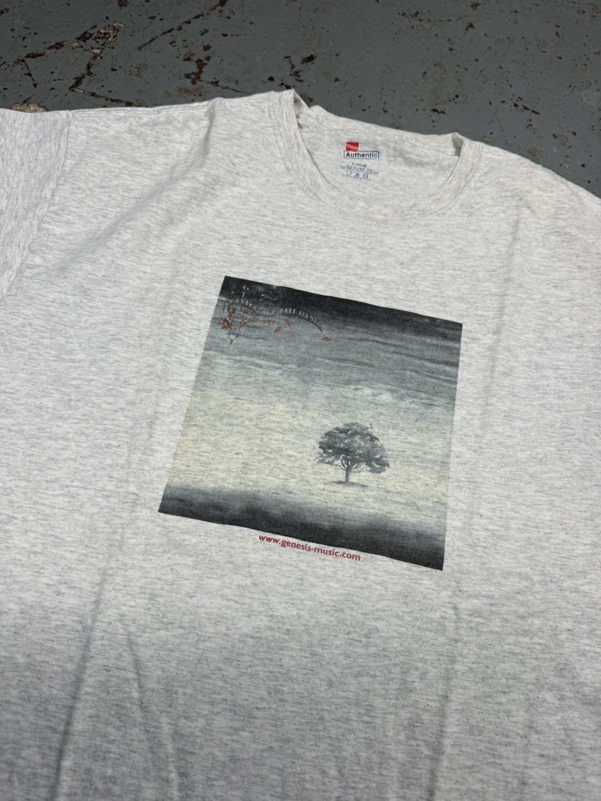 Other Vintage Genesis Tree Band Tour Tee Size US L / EU 52-54 / 3 - 2 Thumbnail