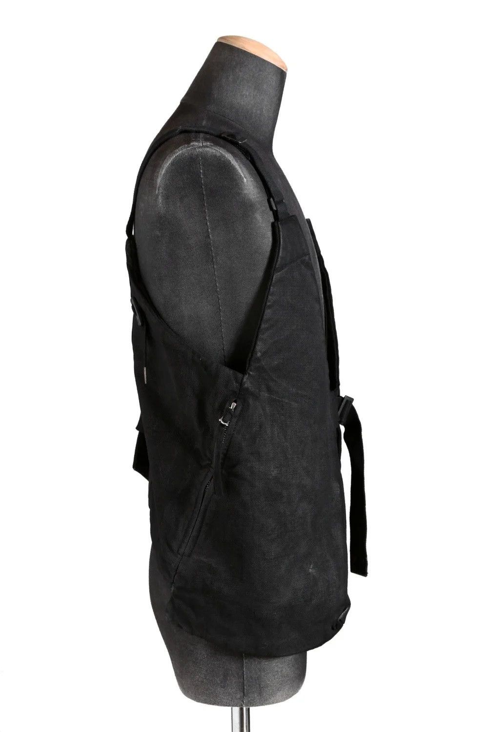 Boris Bidjan Saberi Boris Bidjan Saberi - S/S 20 - Vest 3 Size US L / EU 52-54 / 3 - 10 Thumbnail