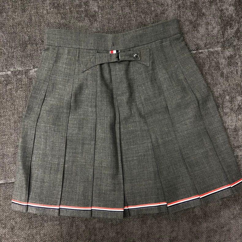 Thom Browne Thom Browne Short skirt pleated dress Size 25" / US 0 / IT 36 - 2 Thumbnail
