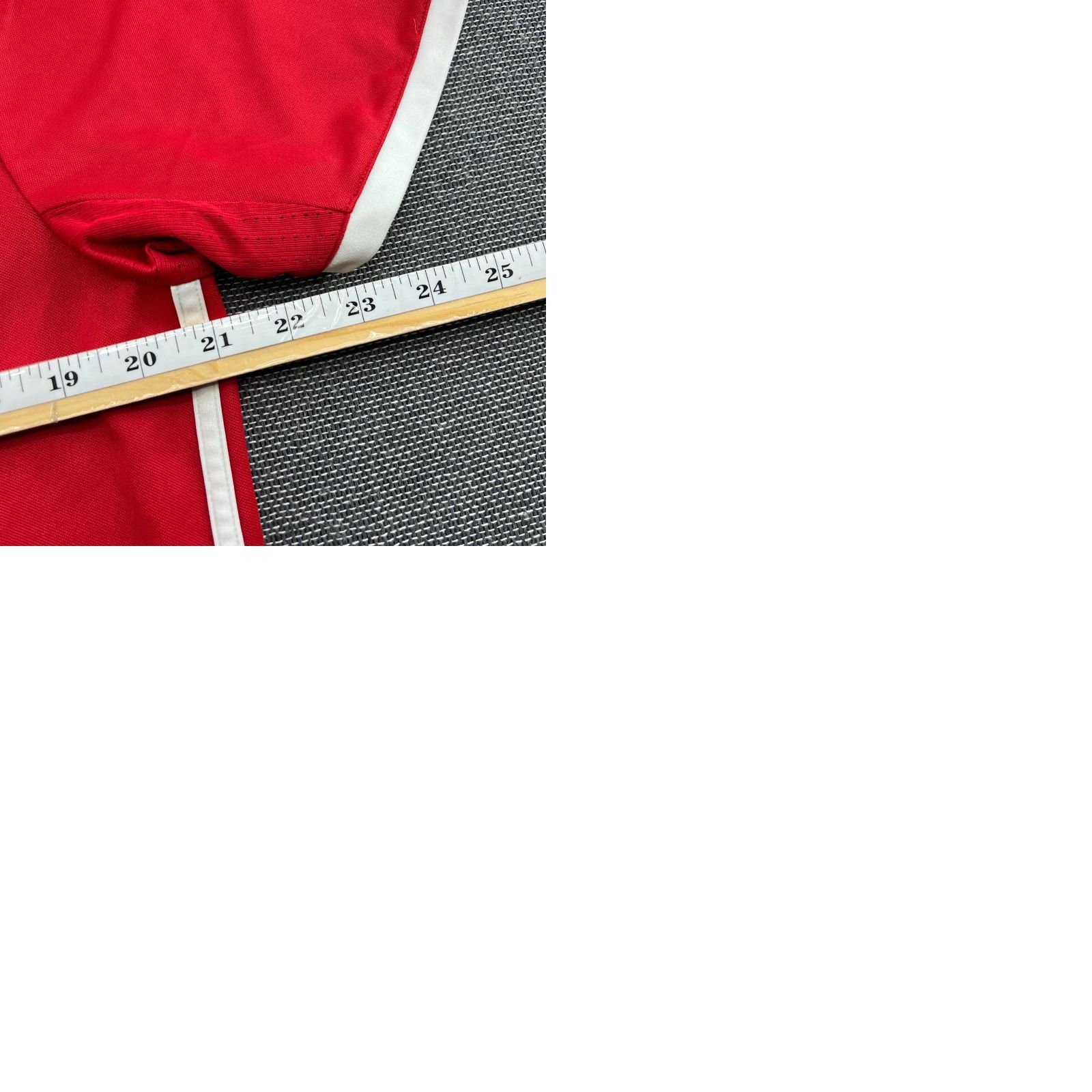 Adidas Bayern Munich 2016 2017 Home Football Jersey Mens L Adidas Shirt Short Sleeve Round Neck Polyester Red Moisture Wicking Quick Dry Football Jersey Mens Size US L / EU 52-54 / 3 - 10 Thumbnail