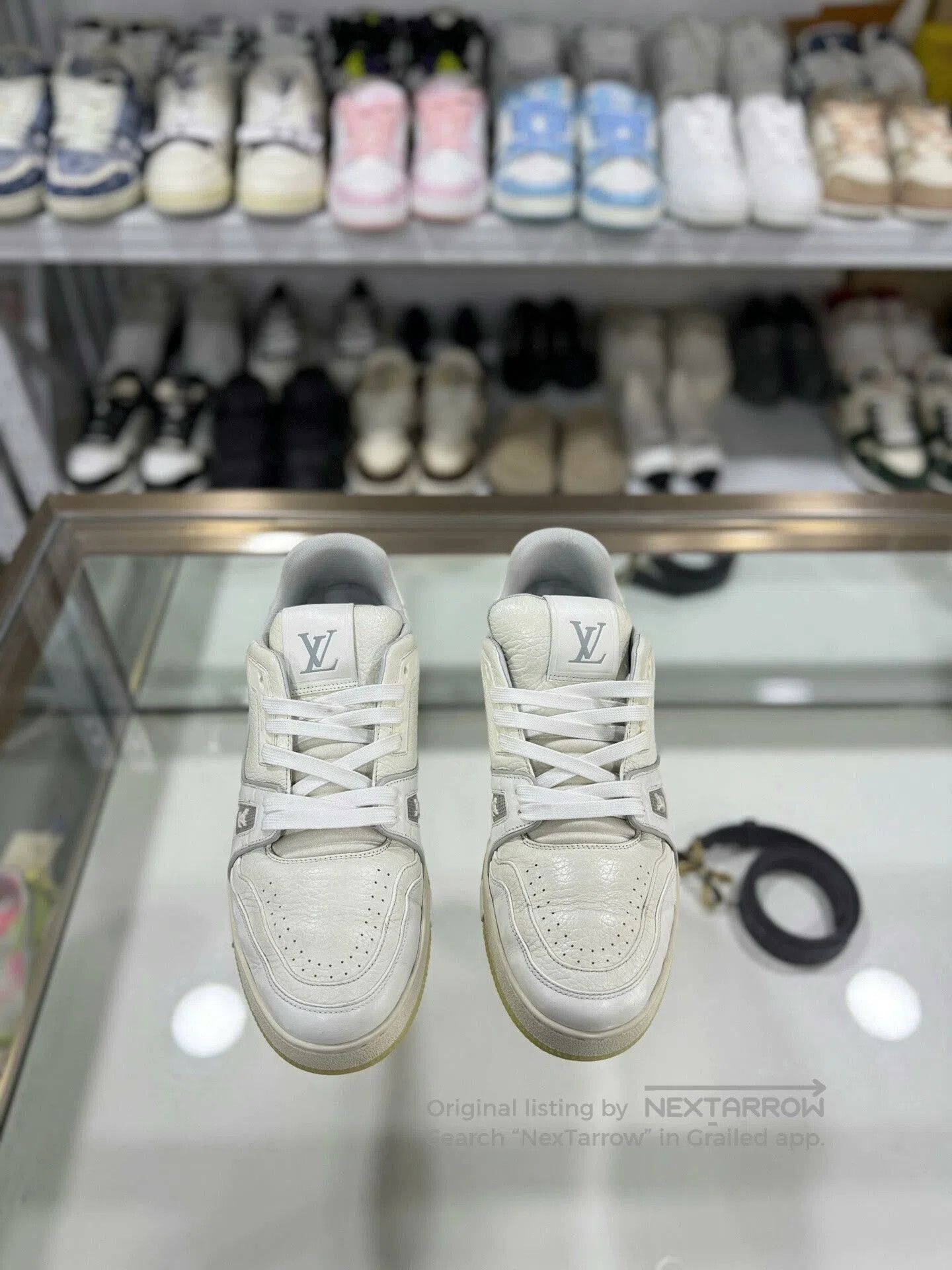 Louis Vuitton Louis Vuitton LV Trainer White Cement. Size US 8 / EU 41 - 2 Thumbnail