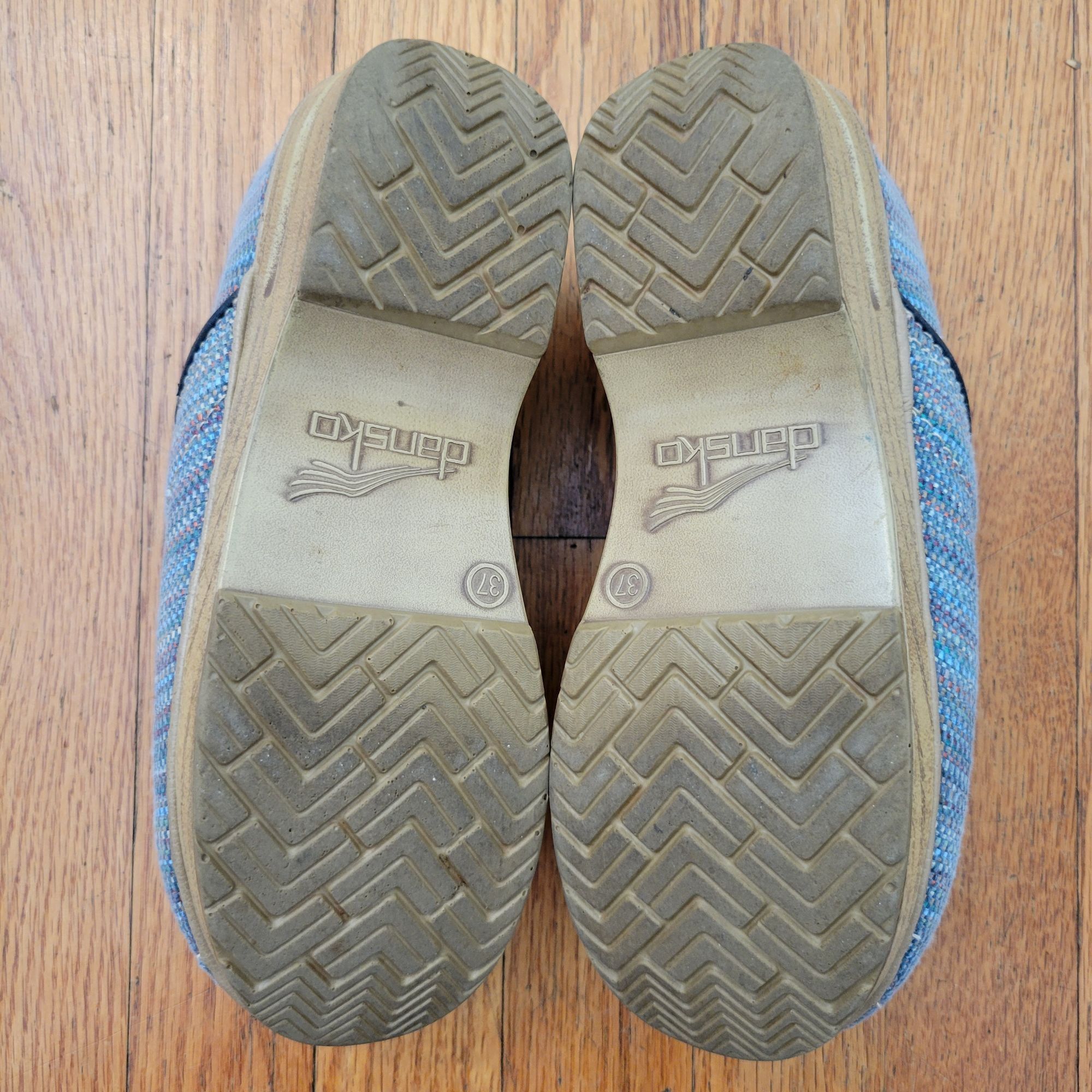 Dansko Dansko 37 Multicolor Fabric Clogs Canvas 6 6.5 Comfort Nurse Size US 6.5 / IT 36.5 - 9 Thumbnail