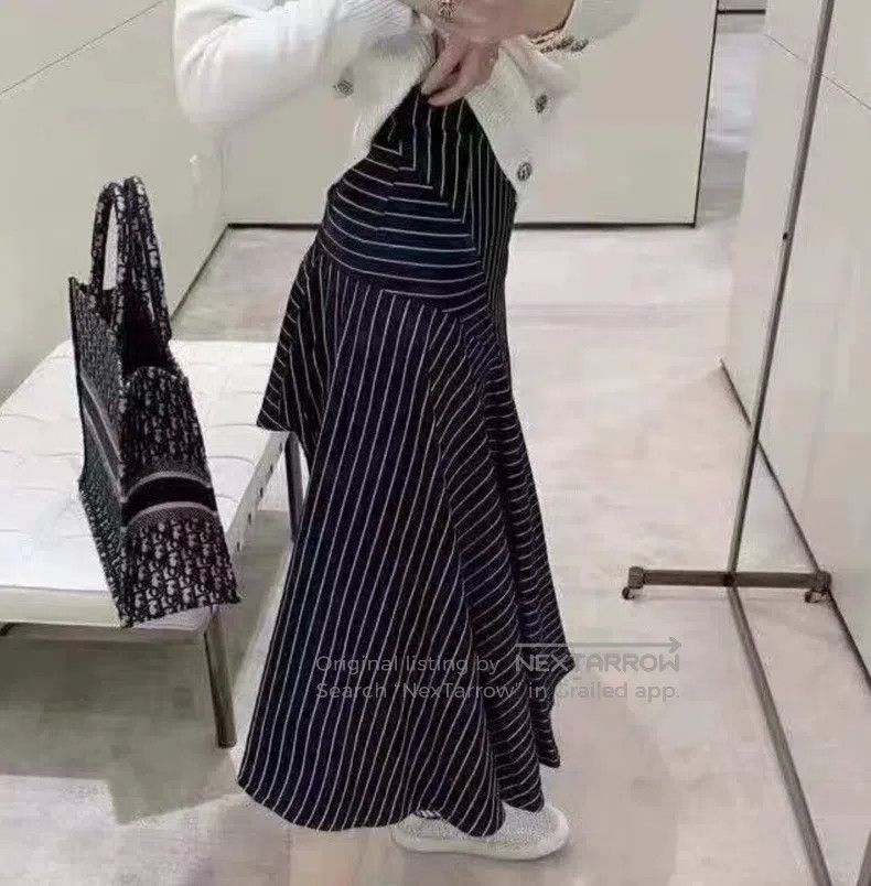 Thom Browne Thom Browne Asymmetrical Pleated Skirt Size 28" / US 6 / IT 42 - 2 Thumbnail