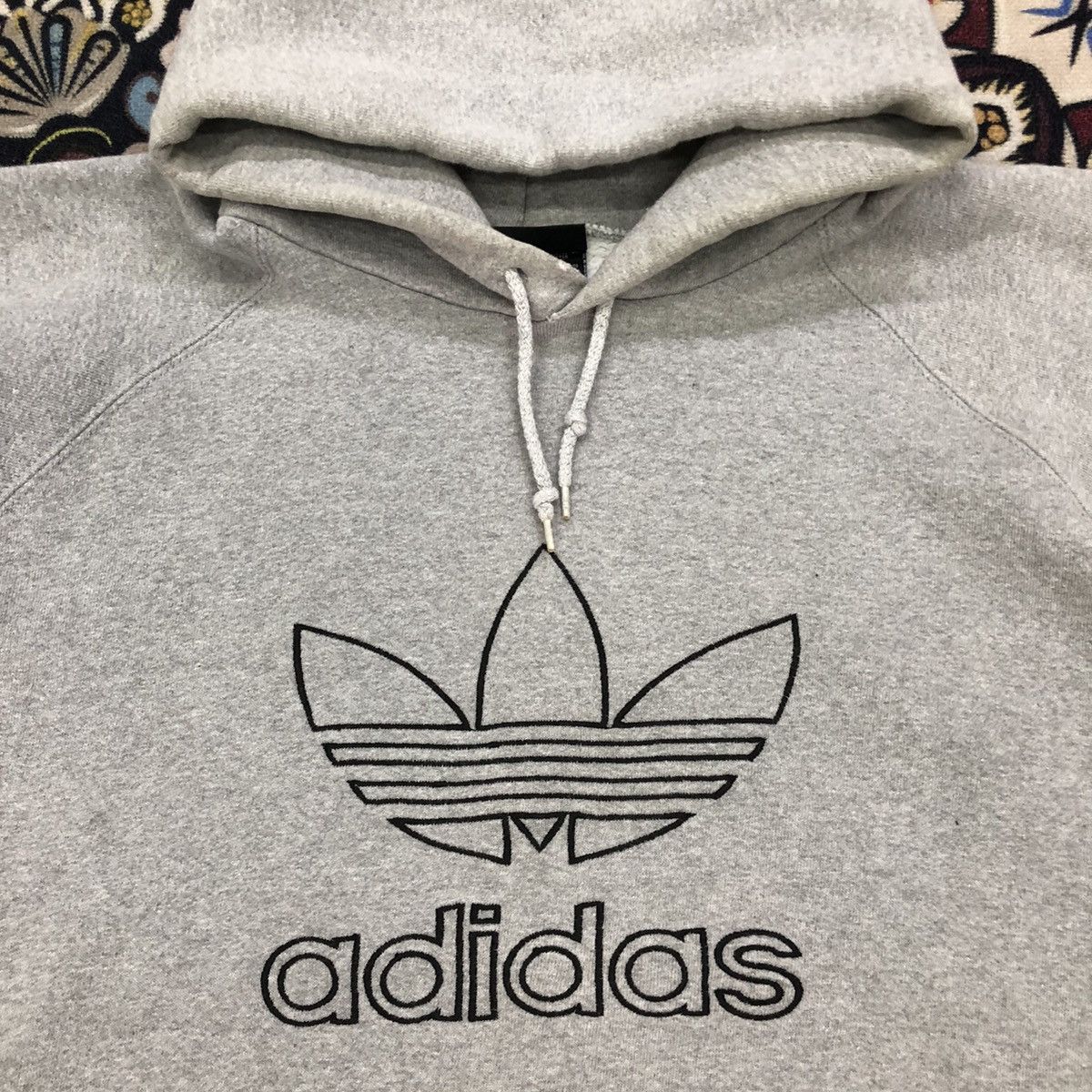 Adidas Vintage Adidas Embroidered Thrash Hoodie Sweatshirt Size US L / EU 52-54 / 3 - 4 Thumbnail