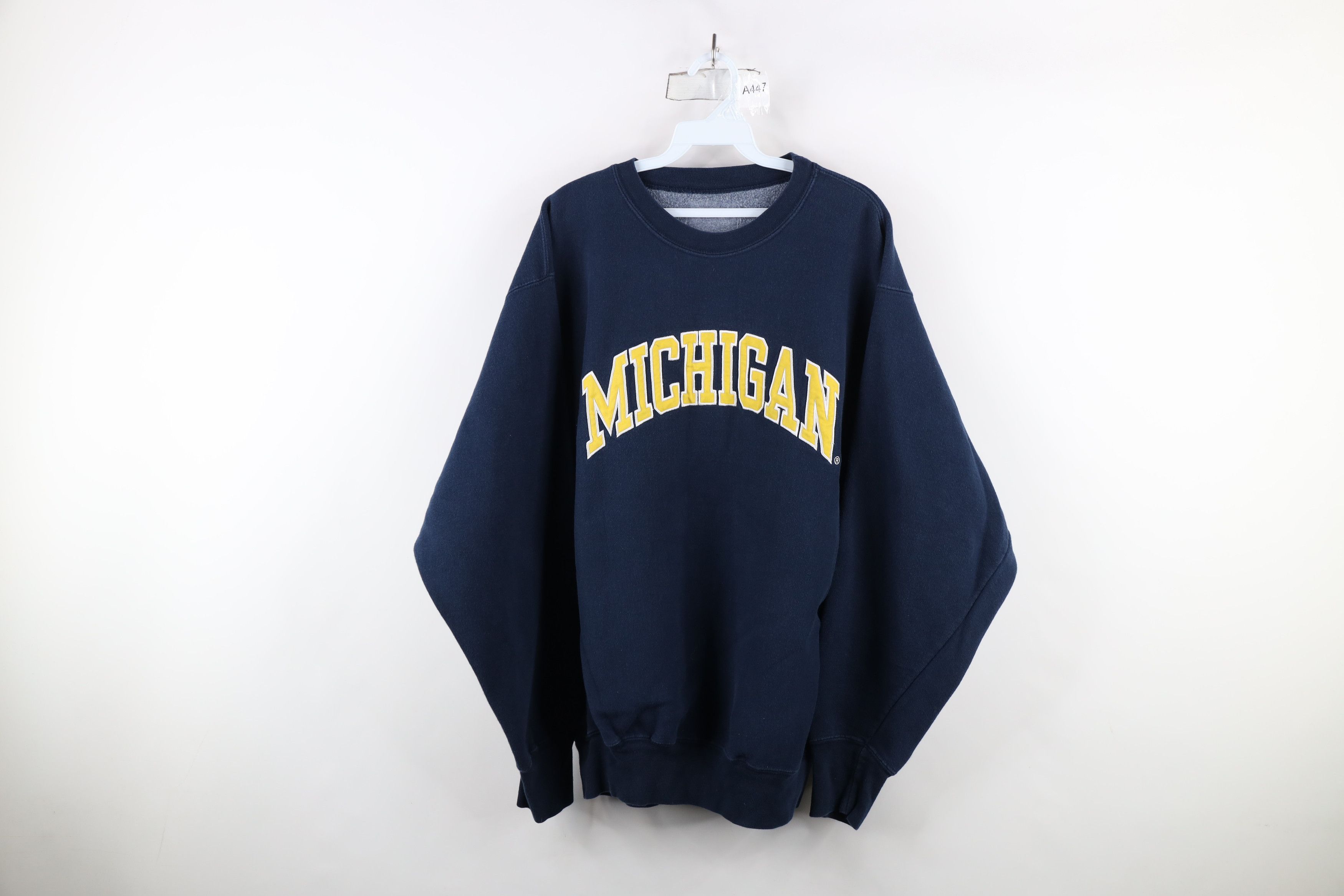 Vintage Vintage 90s Heavyweight University of Michigan Sweatshirt Size US XL / EU 56 / 4 - 1 Thumbnail