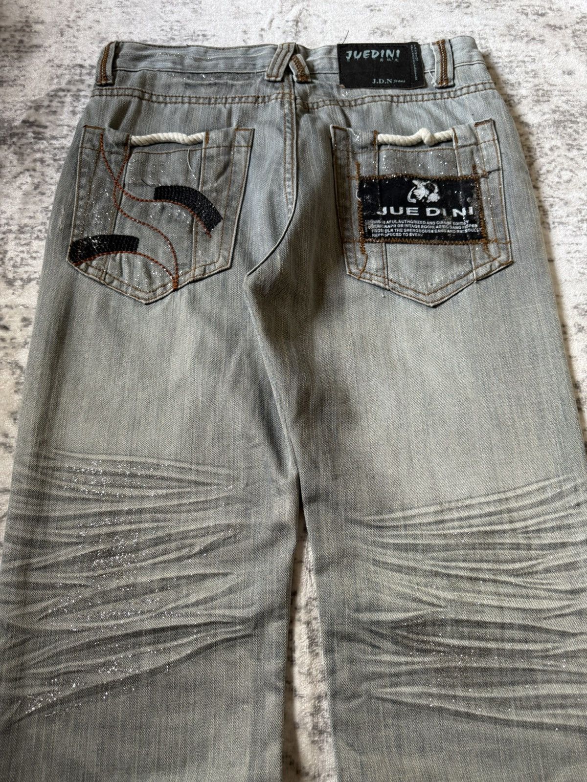 GOSTAR DE FUGA × Japanese Brand × Vintage Jue Dini Japan Smokey Gray Whisker & Claw Mark Glitter Jeans Size US 30 / EU 46 - 12 Thumbnail