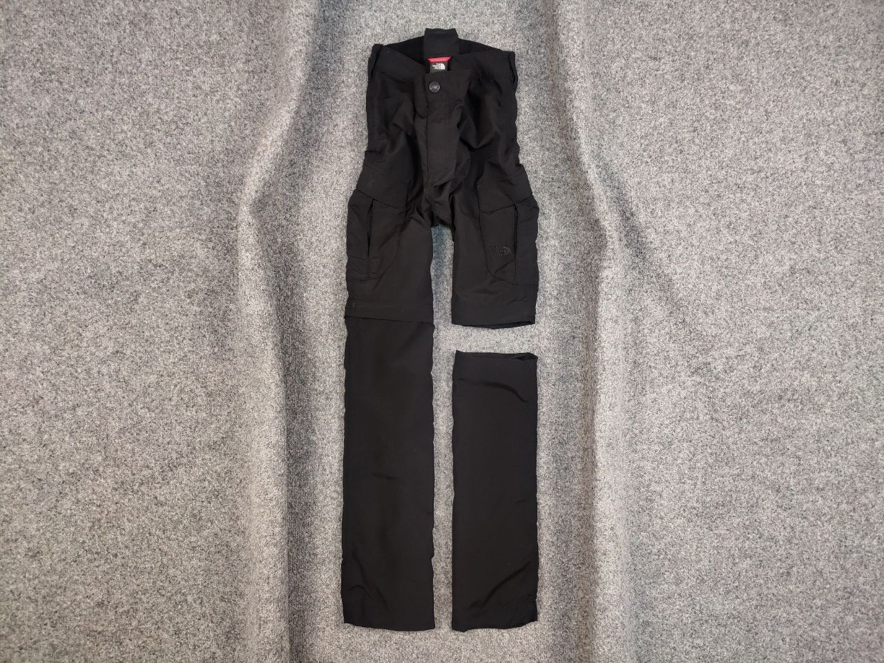 The North Face Vintage 90's The North Face Cargo Black Track Pants x Shorts Size US 32 / EU 48 - 1 Thumbnail