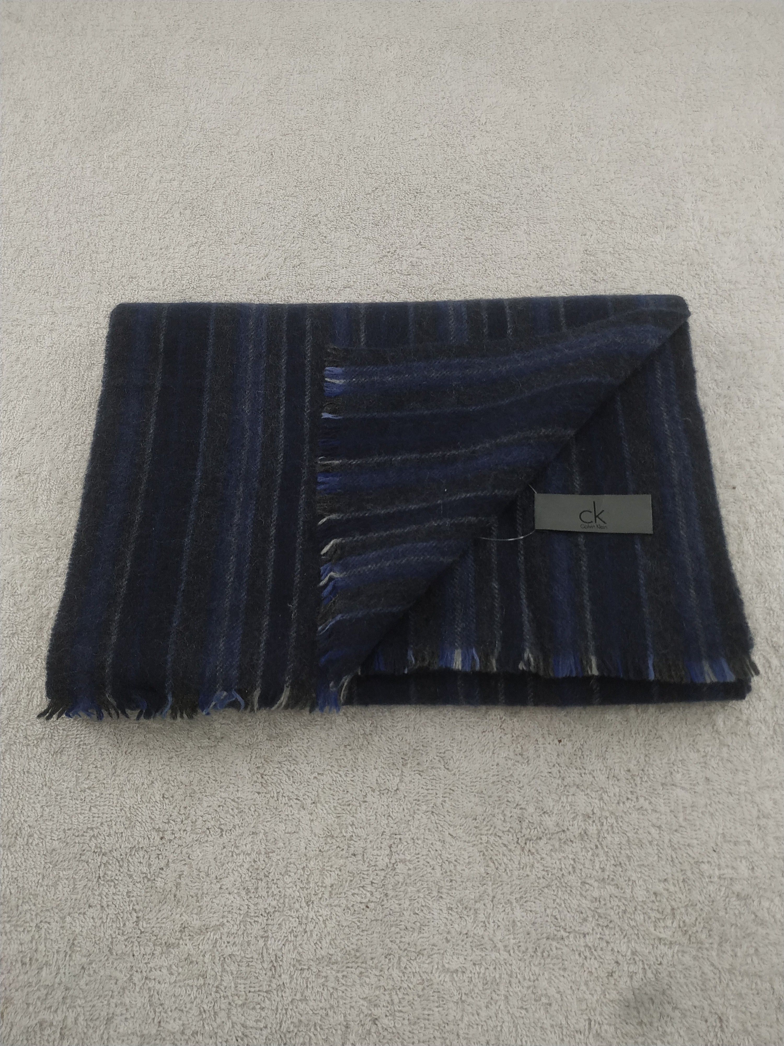 Calvin Klein Vintage Calvin Klein Scarf/Muffler/Neckwear MF192 Size ONE SIZE - 4 Thumbnail